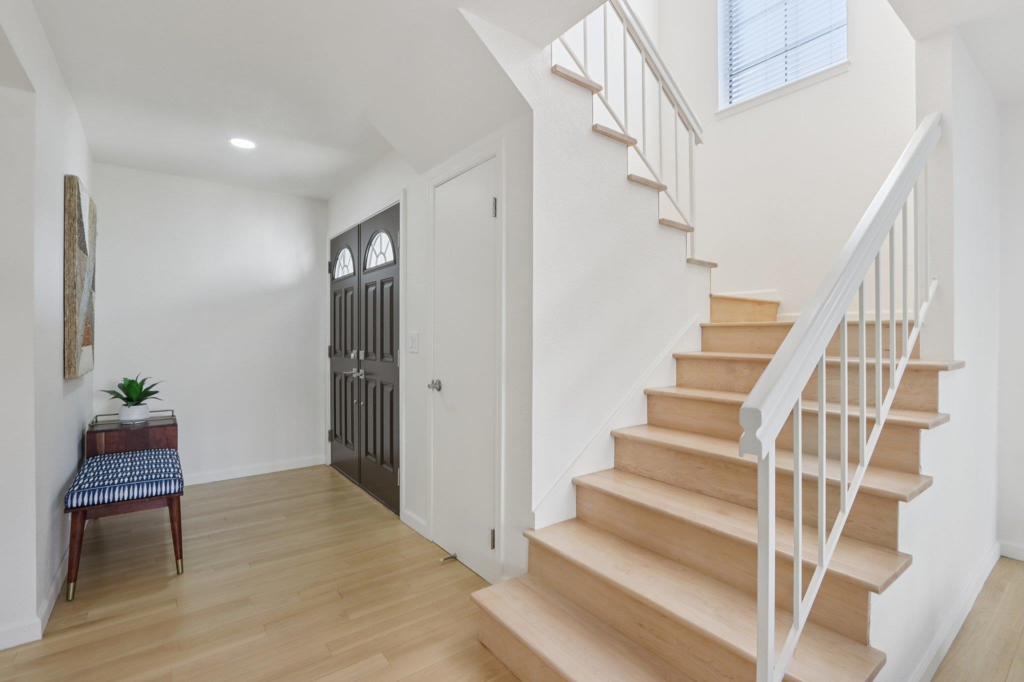 Detail Gallery Image 3 of 31 For 3691 Thrush Ter, Fremont,  CA 94555 - 2 Beds | 2/1 Baths