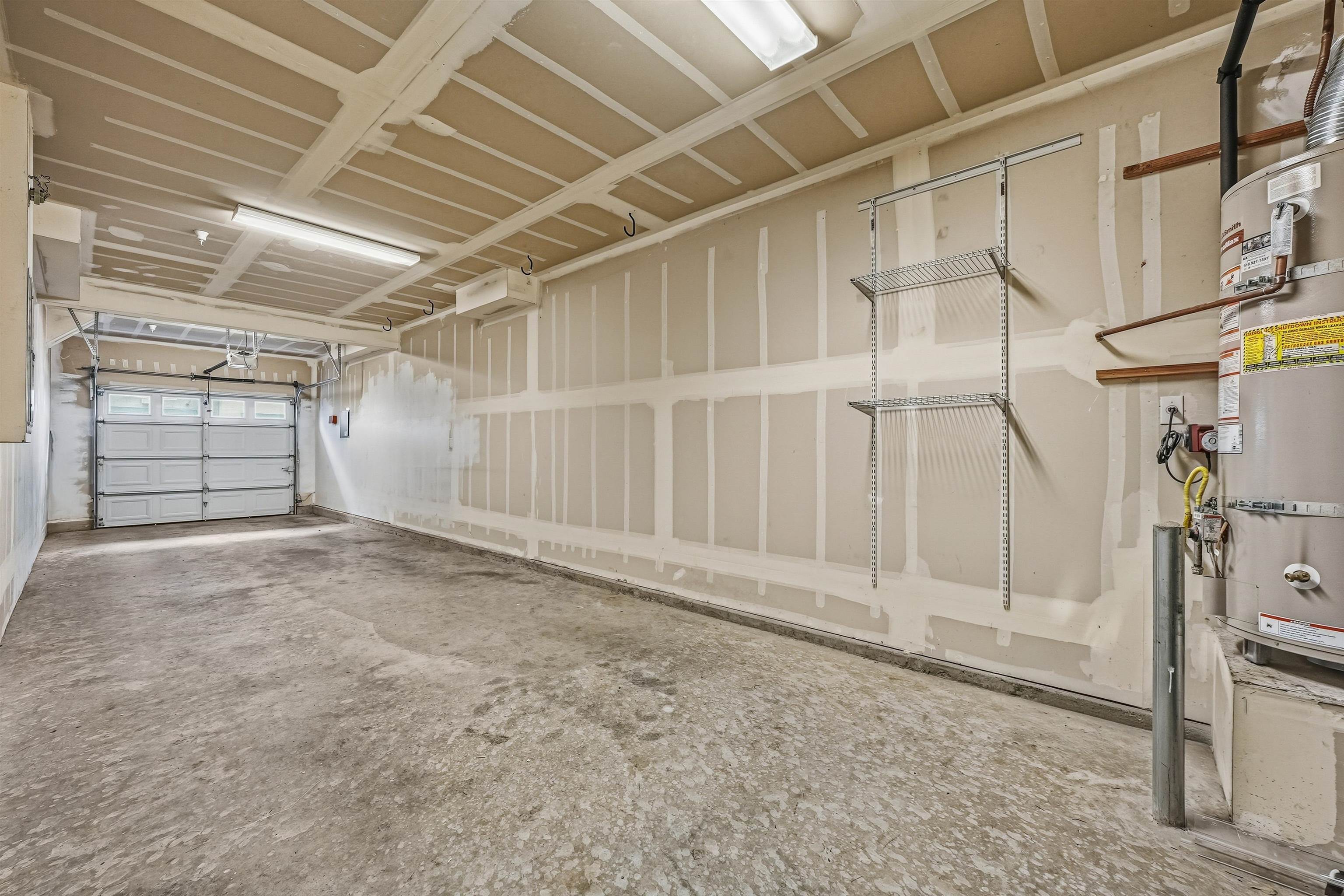 Photo #33: 41120063 Listing: Photo #33