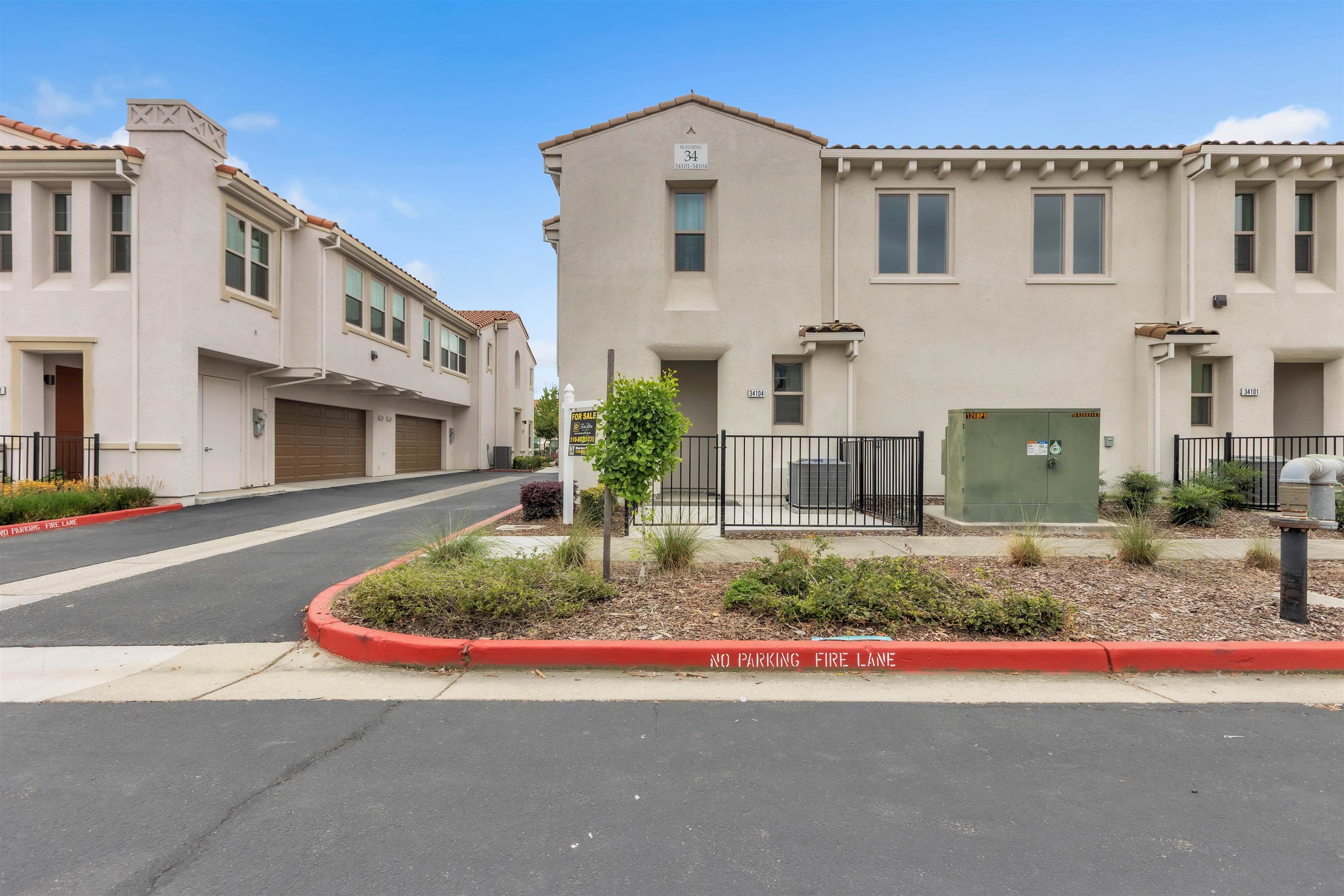 Front Image Thumbnail for BE41120065