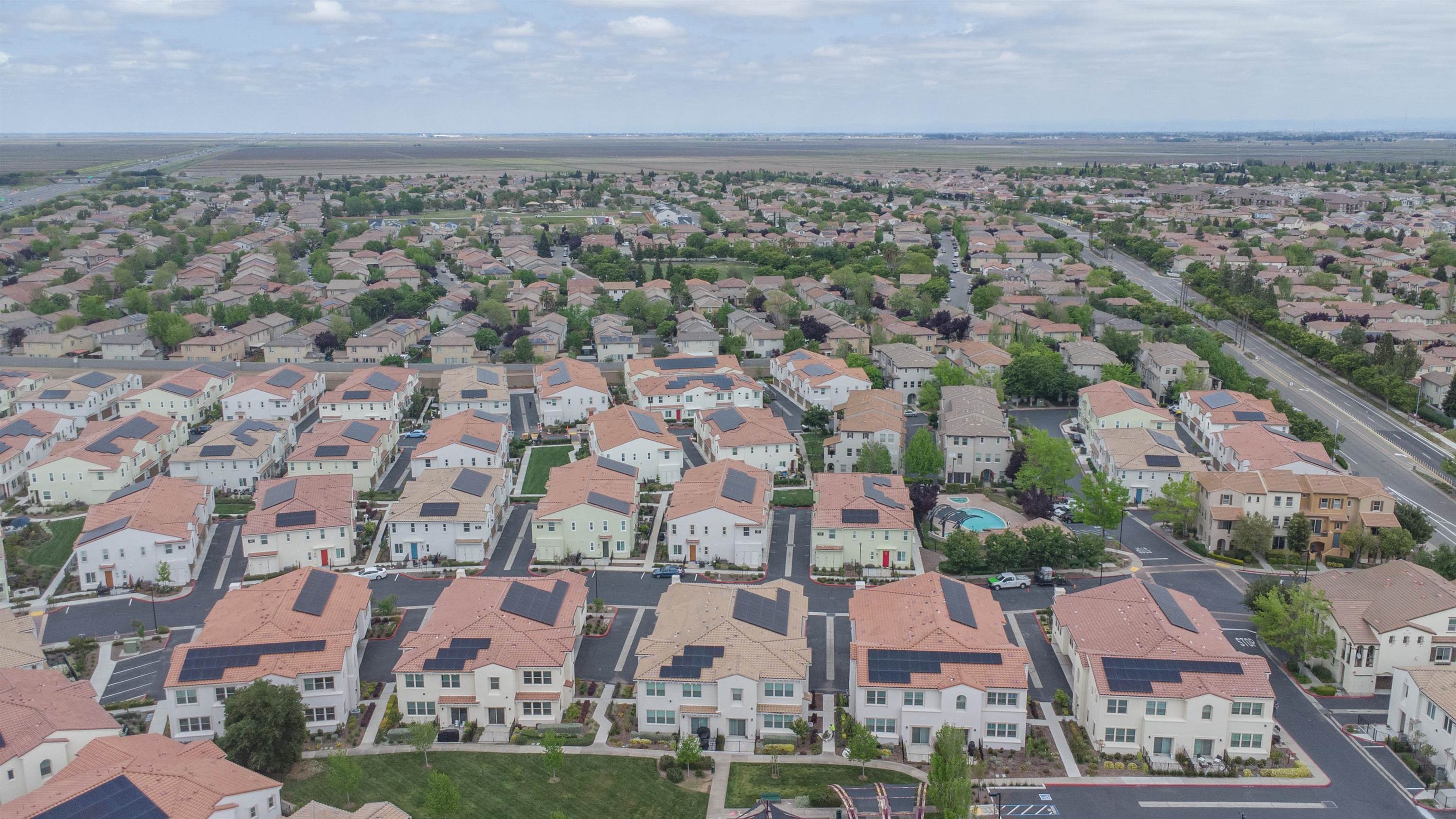 Detail Gallery Image 3 of 32 For 5301 E Commerce Way #34104,  Sacramento,  CA 95835 - 2 Beds | 2 Baths