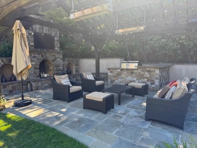 Detail Gallery Image 17 of 19 For 102 Overhill Rd, Orinda,  CA 94563 - 5 Beds | 4/1 Baths