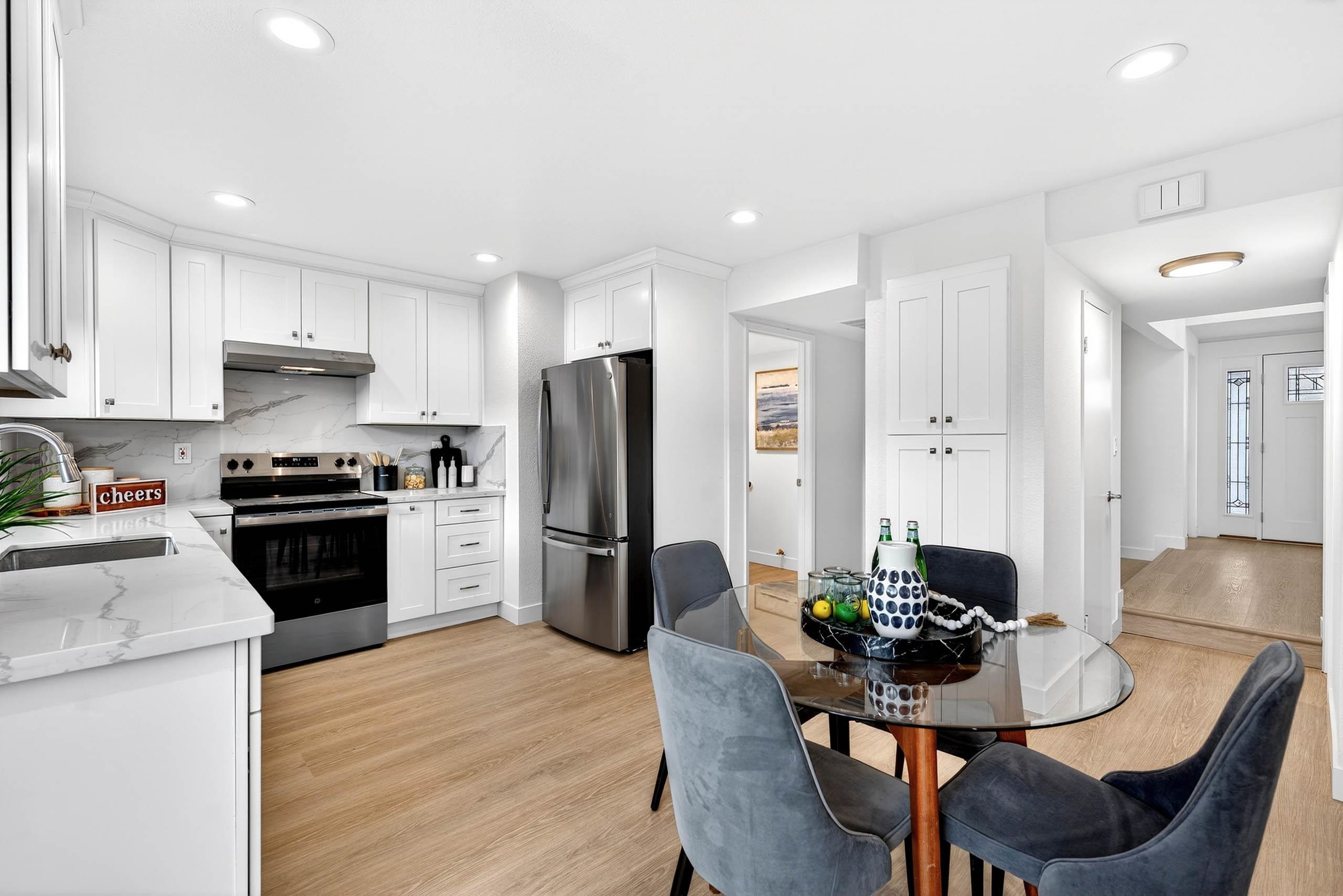 Detail Gallery Image 7 of 54 For 32508 Regents Blvd, Union City,  CA 94587 - 4 Beds | 2/1 Baths