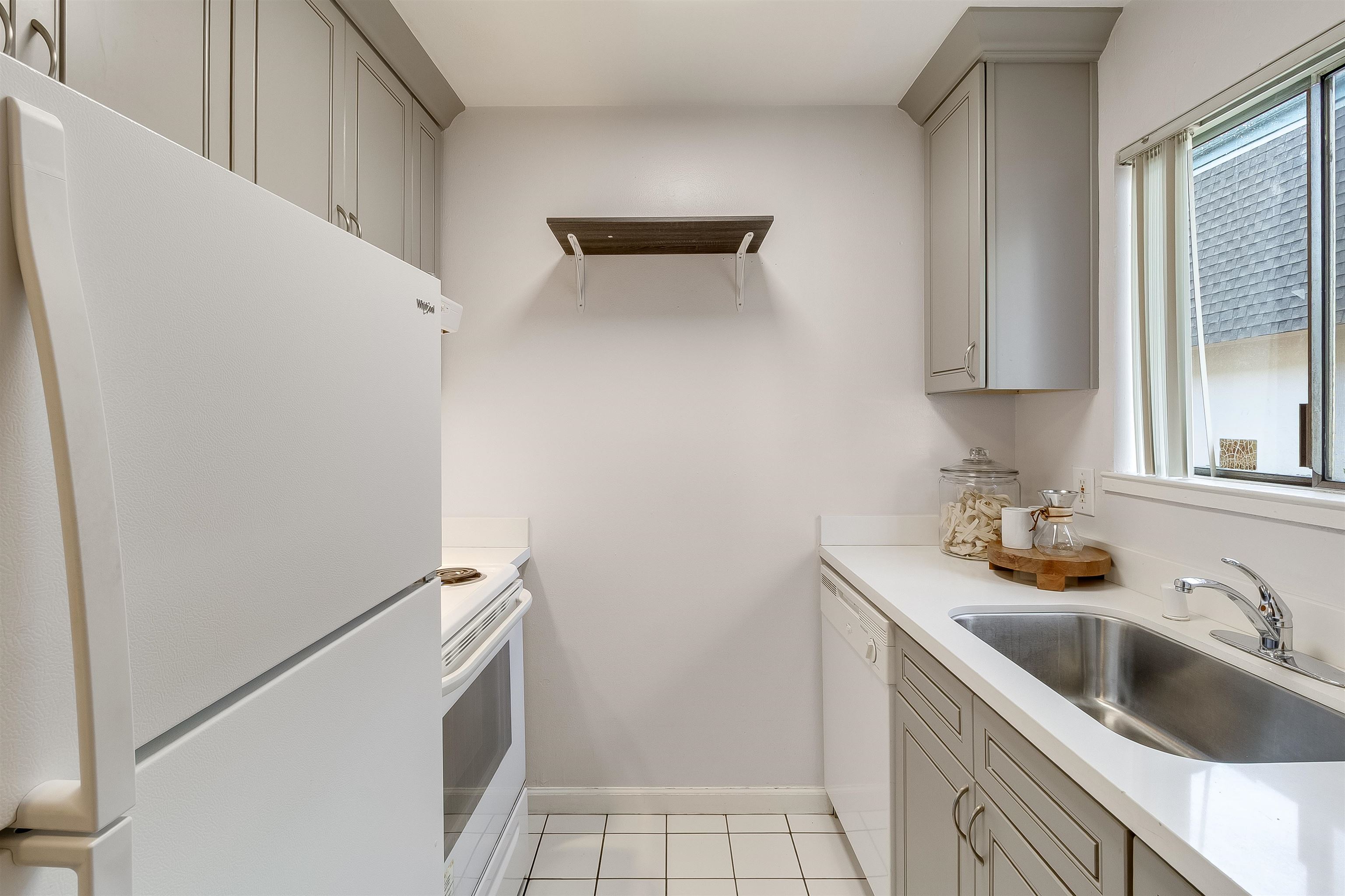 Detail Gallery Image 4 of 23 For 3905 Clayton Rd #37,  Concord,  CA 94521 - 2 Beds | 1/1 Baths