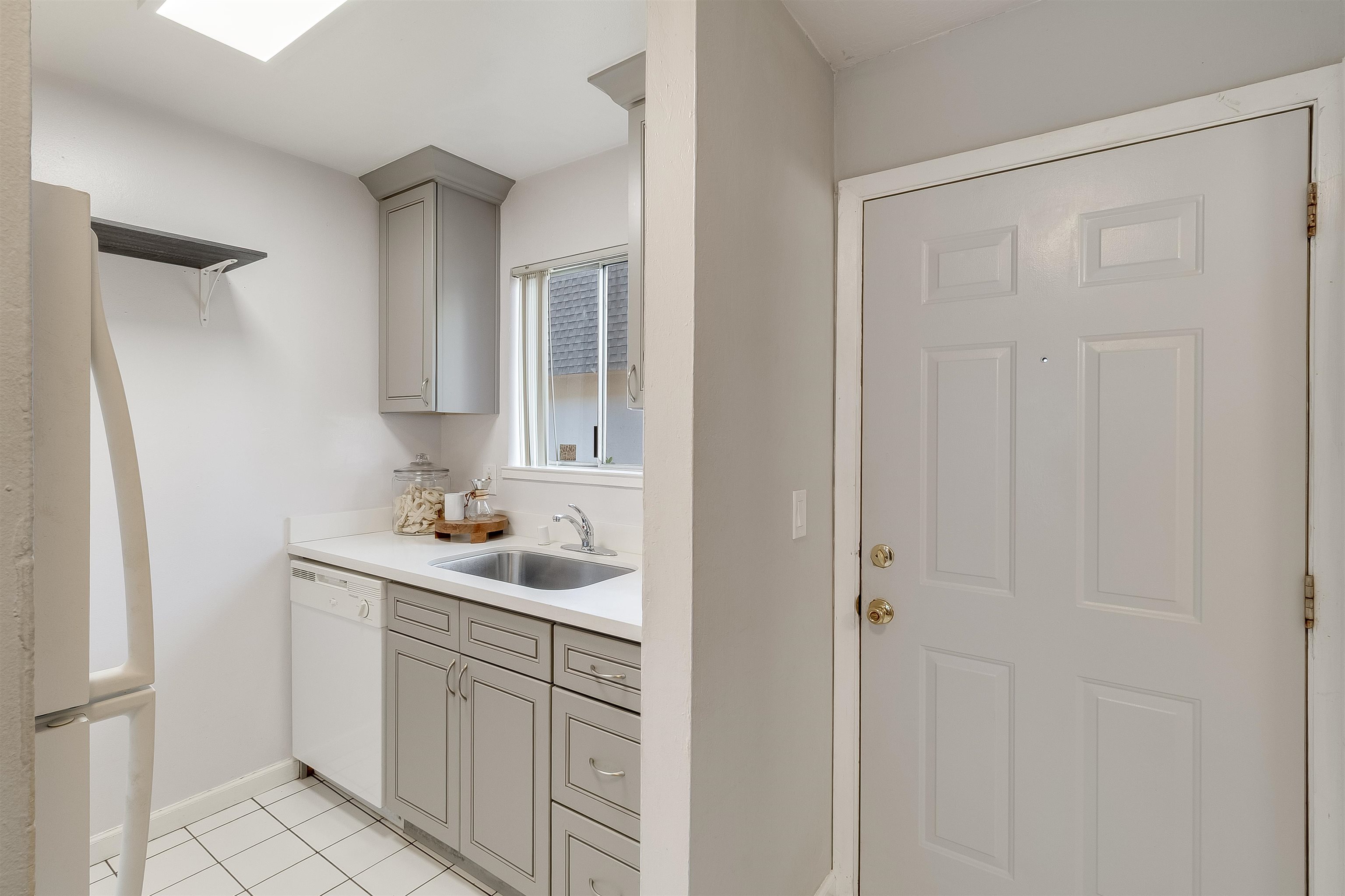 Detail Gallery Image 5 of 23 For 3905 Clayton Rd #37,  Concord,  CA 94521 - 2 Beds | 1/1 Baths