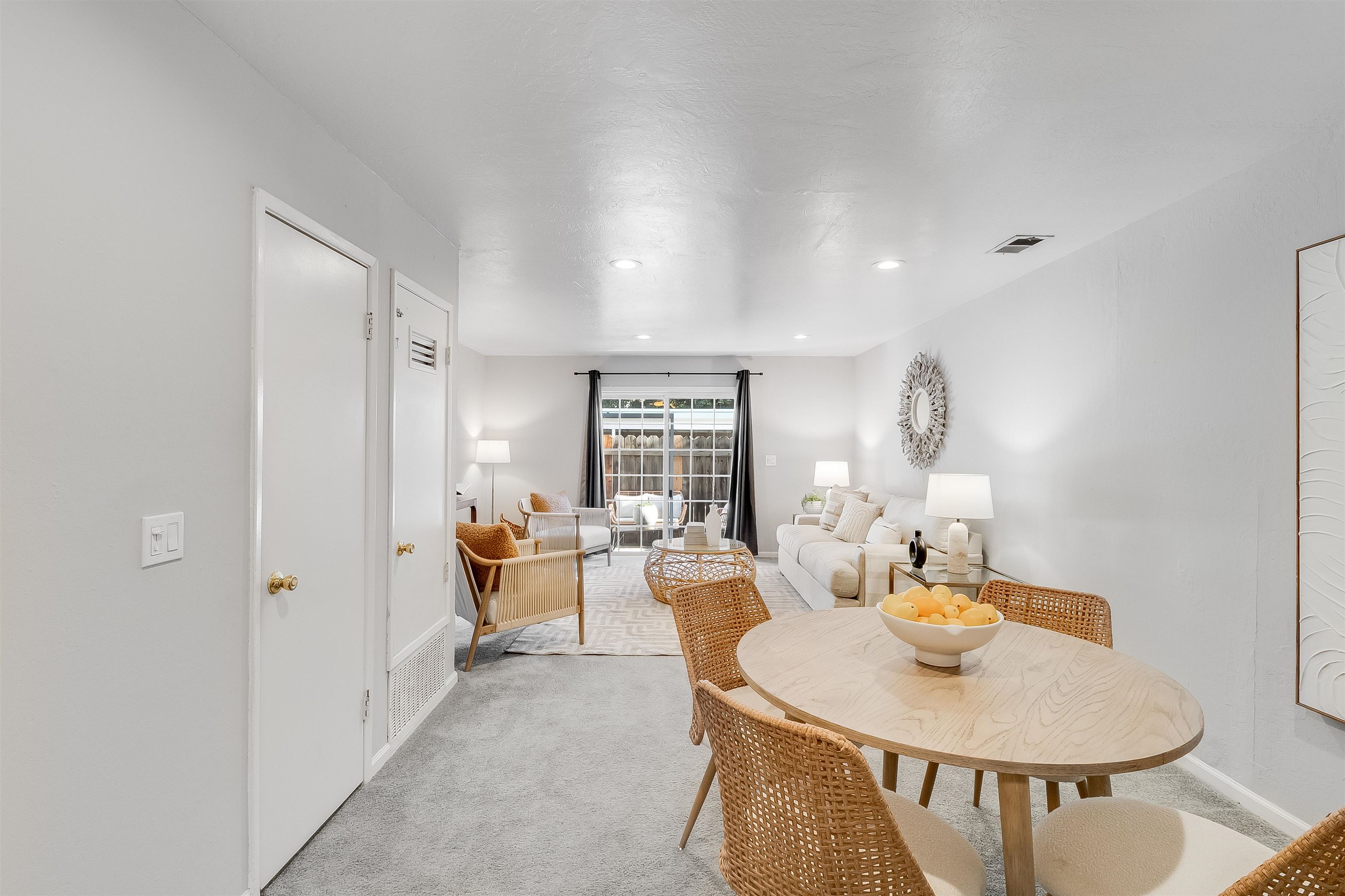 Detail Gallery Image 10 of 23 For 3905 Clayton Rd #37,  Concord,  CA 94521 - 2 Beds | 1/1 Baths