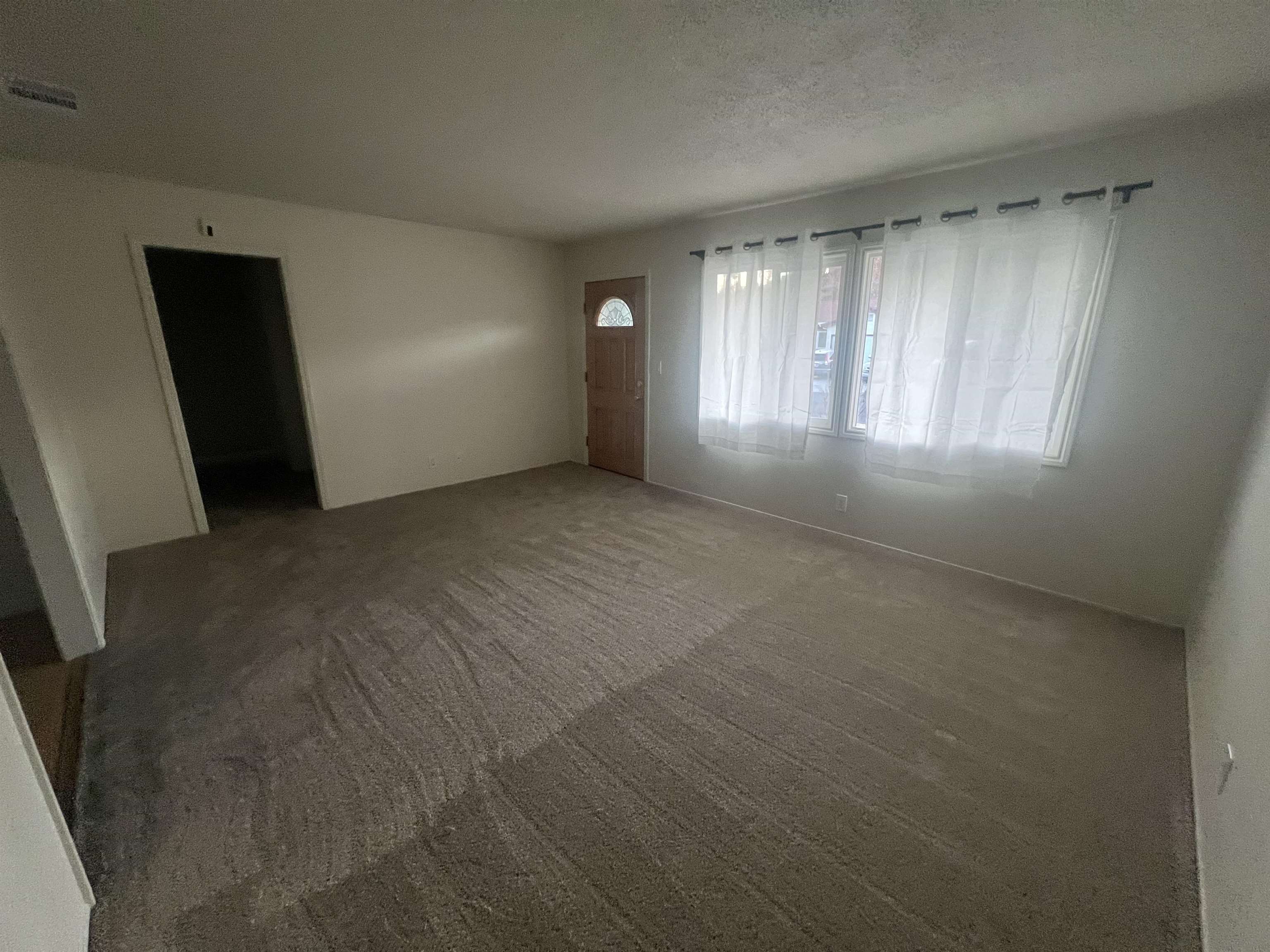 Detail Gallery Image 6 of 27 For 8475 Galindo Drive, Dublin,  CA 94568 - 3 Beds | 2 Baths