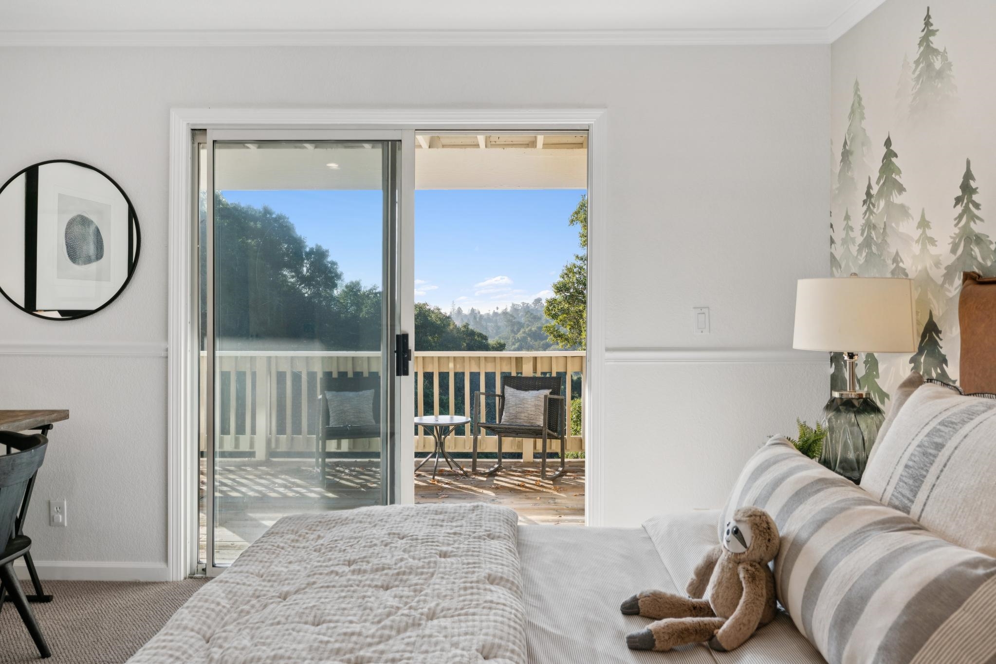 Detail Gallery Image 37 of 52 For 1715 Alhambra Ln, Oakland,  CA 94611 - 4 Beds | 3 Baths