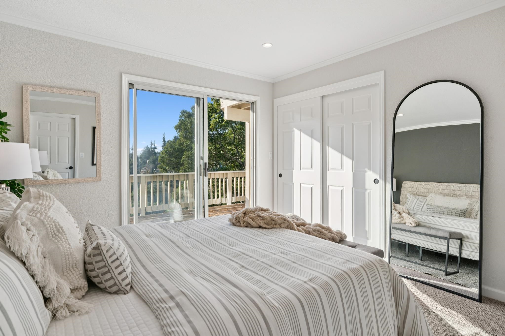 Detail Gallery Image 39 of 52 For 1715 Alhambra Ln, Oakland,  CA 94611 - 4 Beds | 3 Baths