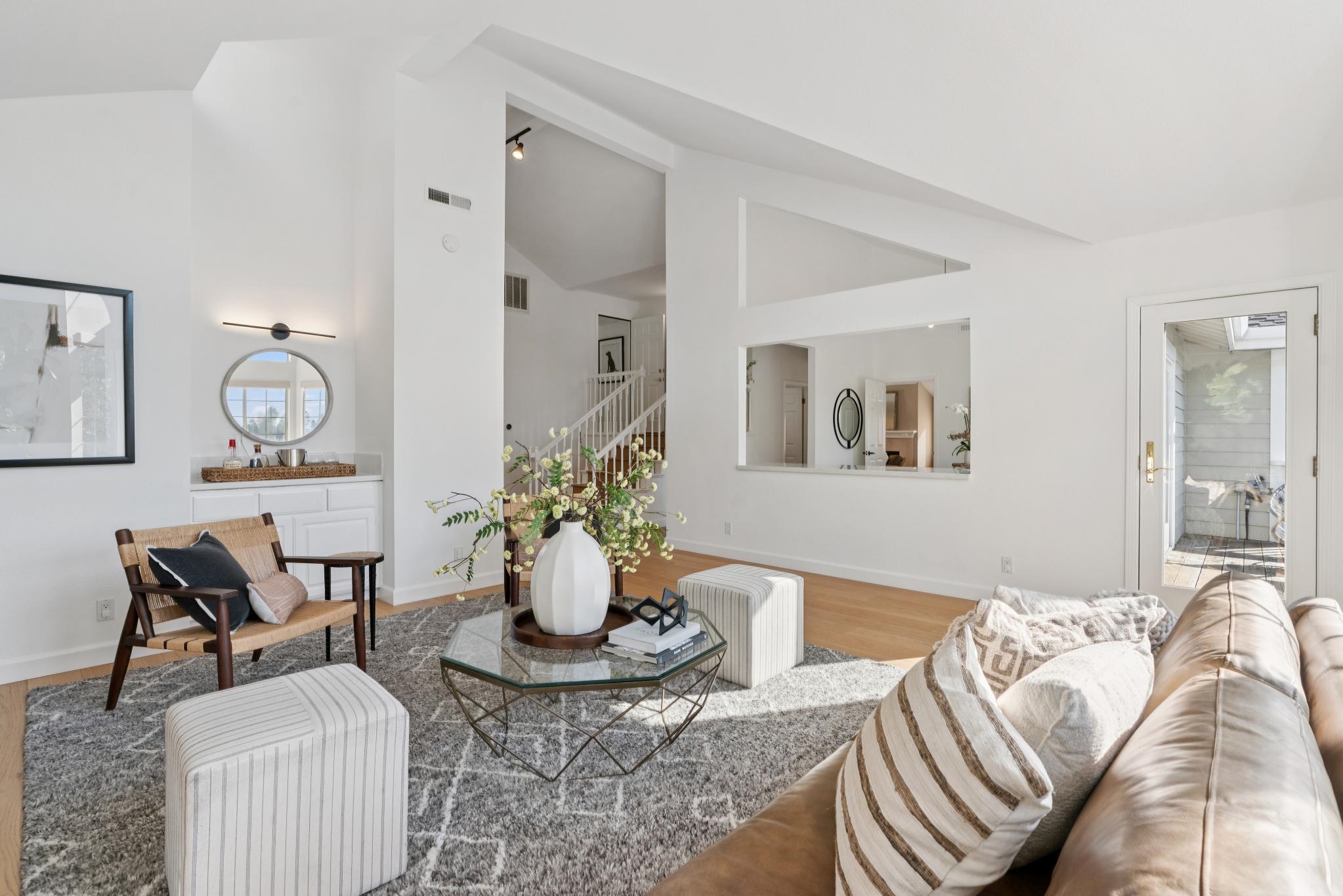 Detail Gallery Image 5 of 52 For 1715 Alhambra Ln, Oakland,  CA 94611 - 4 Beds | 3 Baths