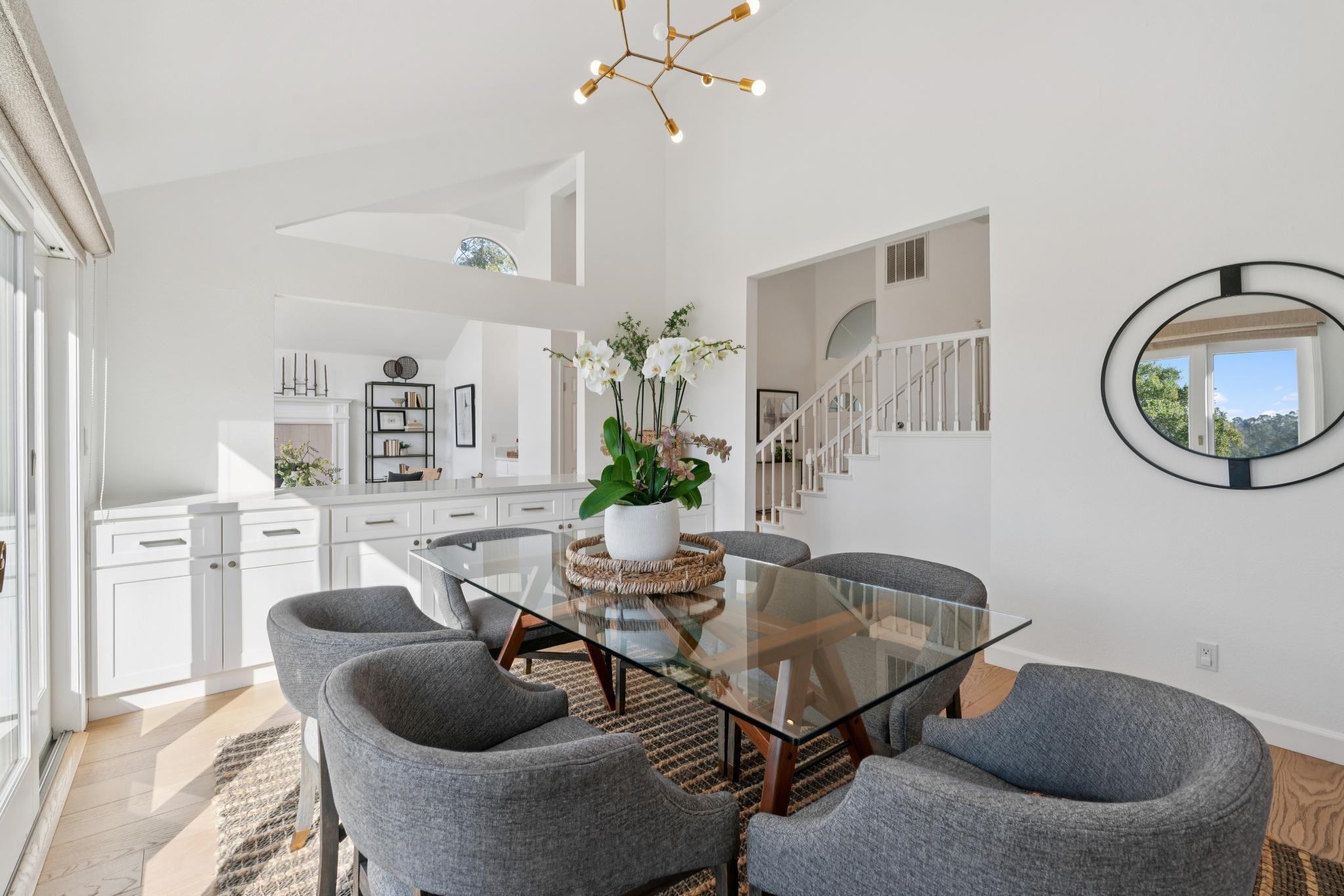 Detail Gallery Image 7 of 52 For 1715 Alhambra Ln, Oakland,  CA 94611 - 4 Beds | 3 Baths