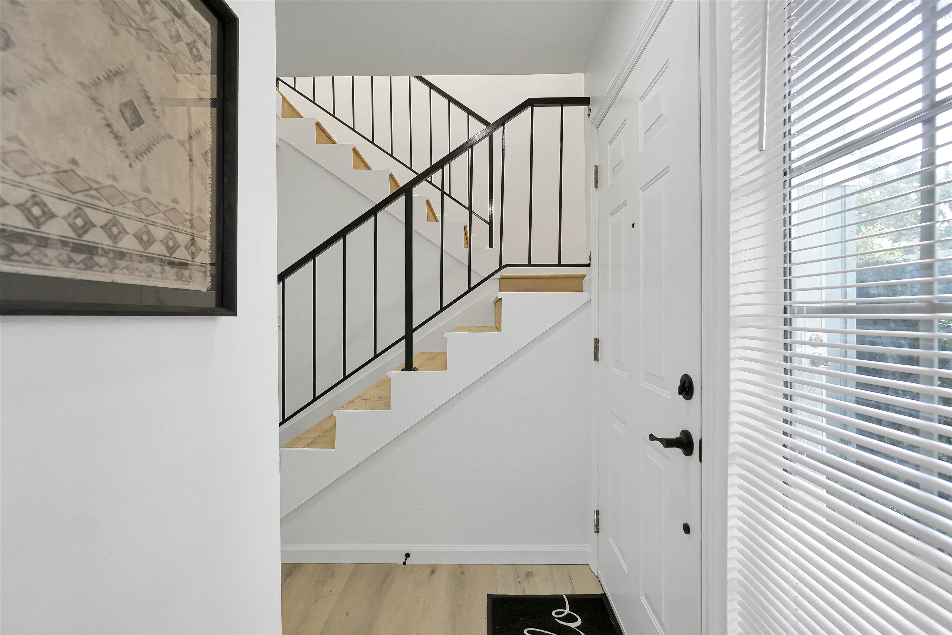 Detail Gallery Image 23 of 47 For 20115 Redwood Rd #9,  Castro Valley,  CA 94546 - 2 Beds | 2/1 Baths