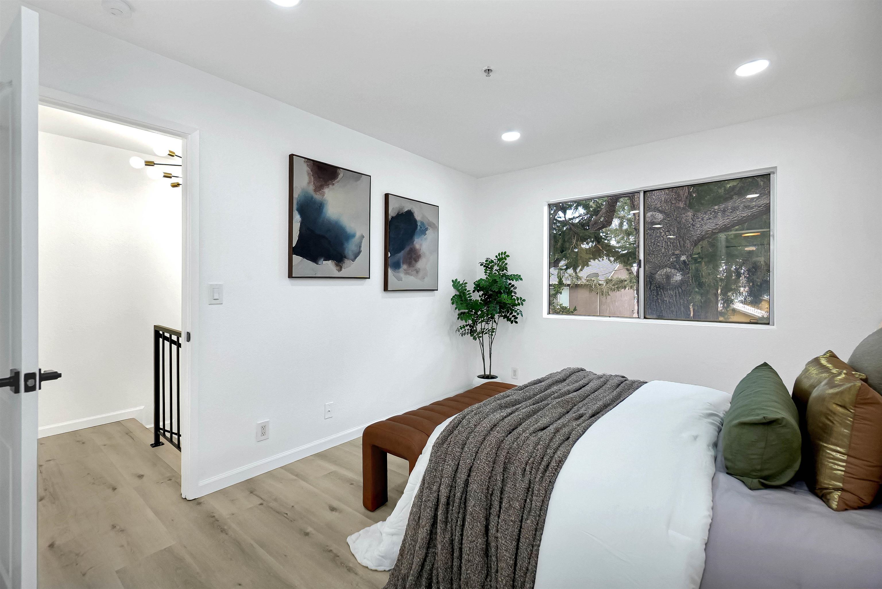 Detail Gallery Image 32 of 47 For 20115 Redwood Rd #9,  Castro Valley,  CA 94546 - 2 Beds | 2/1 Baths