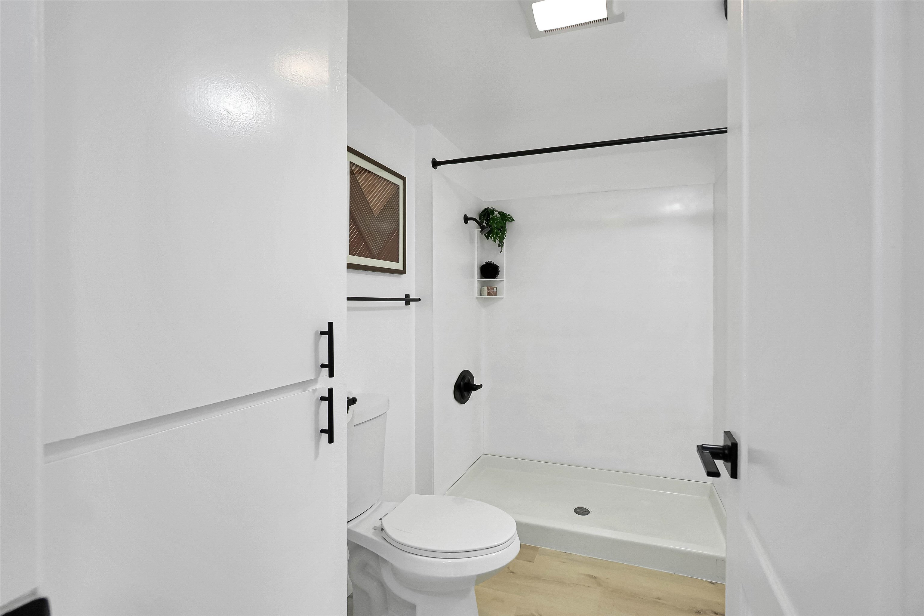 Detail Gallery Image 33 of 47 For 20115 Redwood Rd #9,  Castro Valley,  CA 94546 - 2 Beds | 2/1 Baths