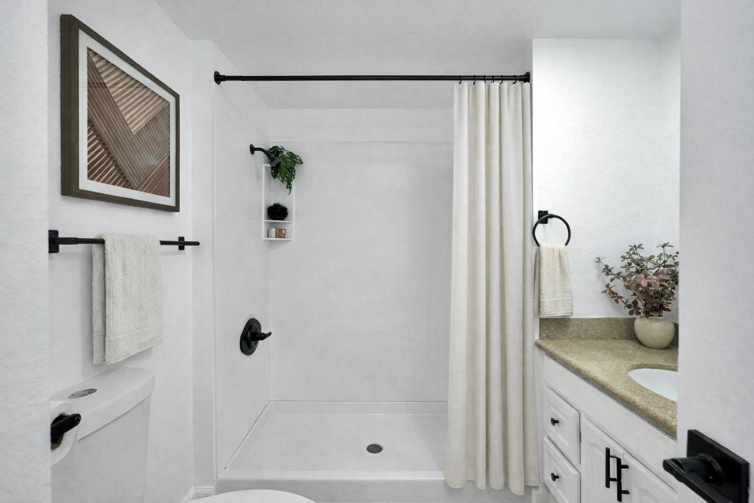 Detail Gallery Image 35 of 47 For 20115 Redwood Rd #9,  Castro Valley,  CA 94546 - 2 Beds | 2/1 Baths