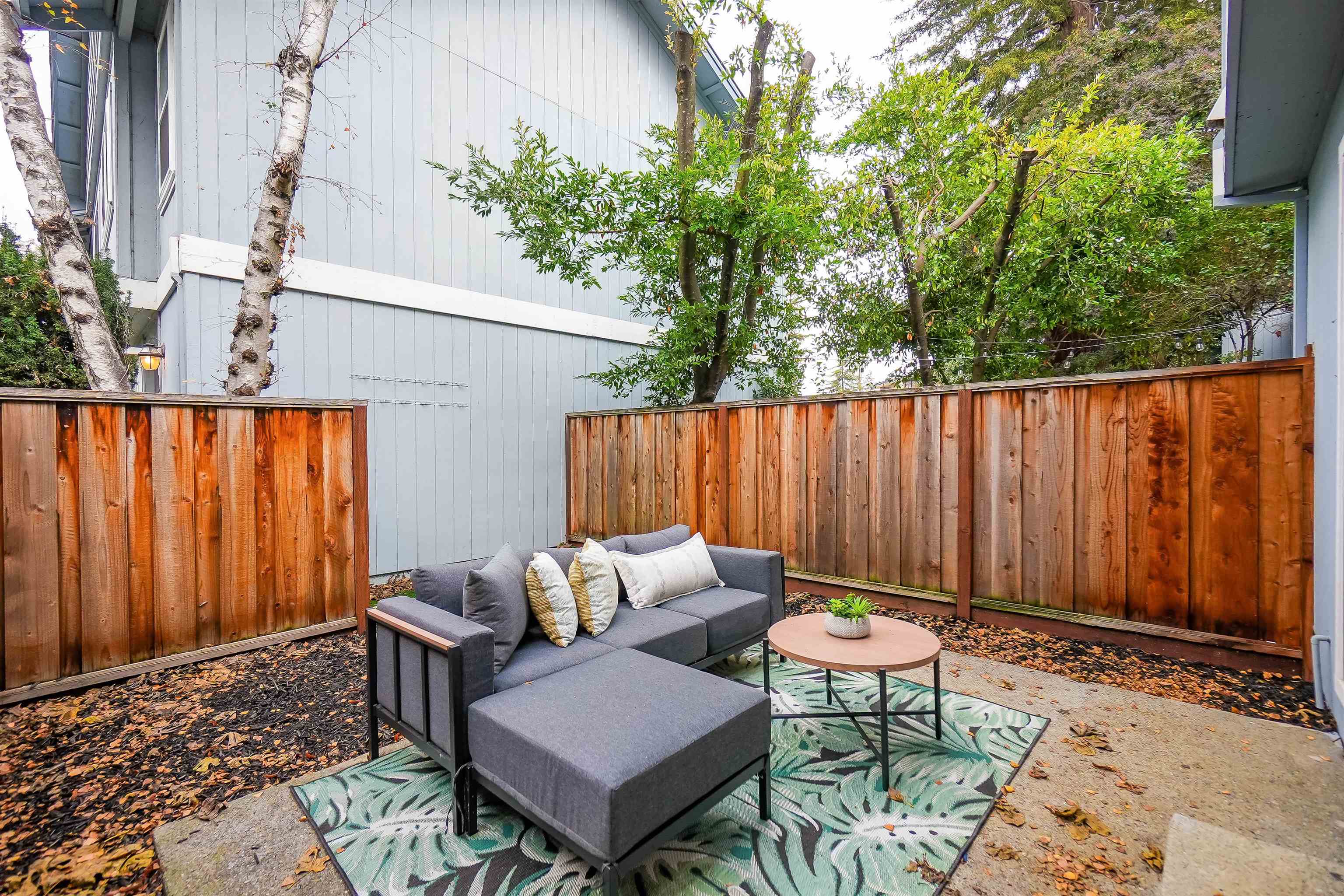 Detail Gallery Image 42 of 47 For 20115 Redwood Rd #9,  Castro Valley,  CA 94546 - 2 Beds | 2/1 Baths