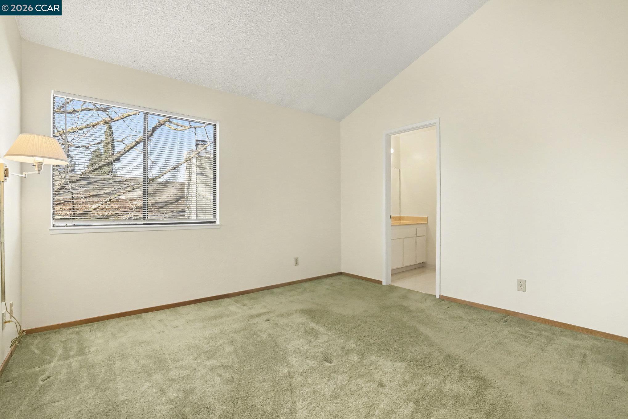 Photo #11: 41120078 Listing: Photo #11