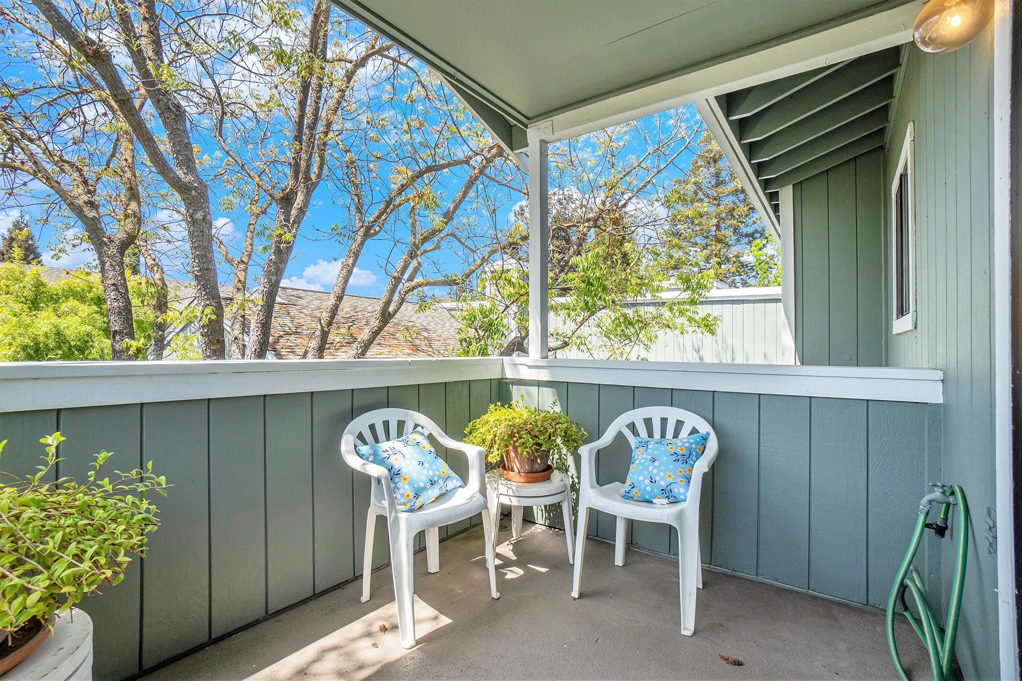 Detail Gallery Image 13 of 13 For 1126 Maywood Ln, Martinez,  CA 94553 - 2 Beds | 2 Baths