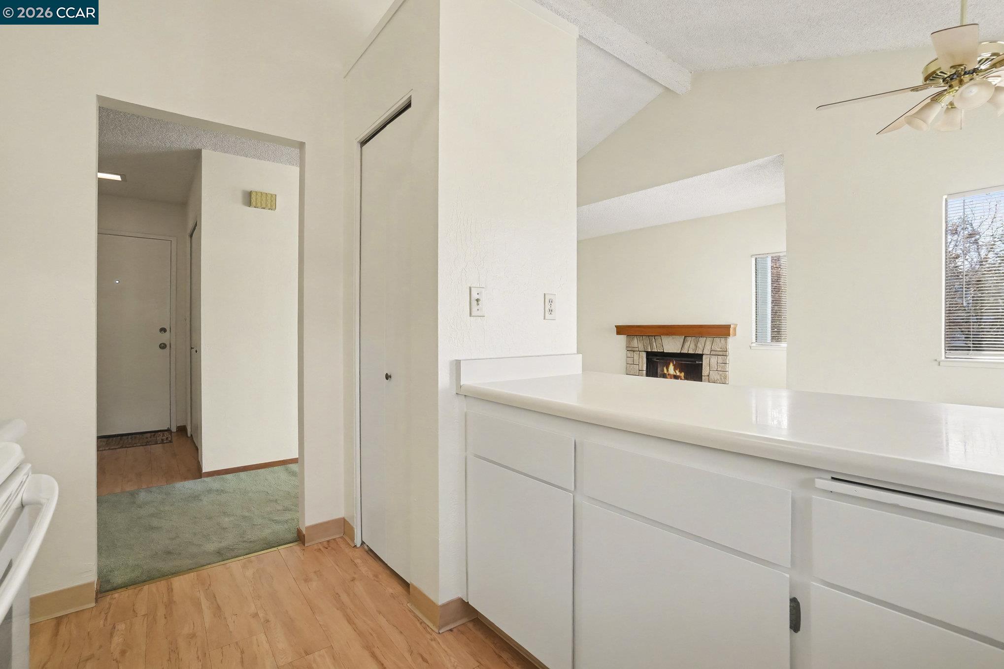 Photo #9: 41120078 Listing: Photo #9