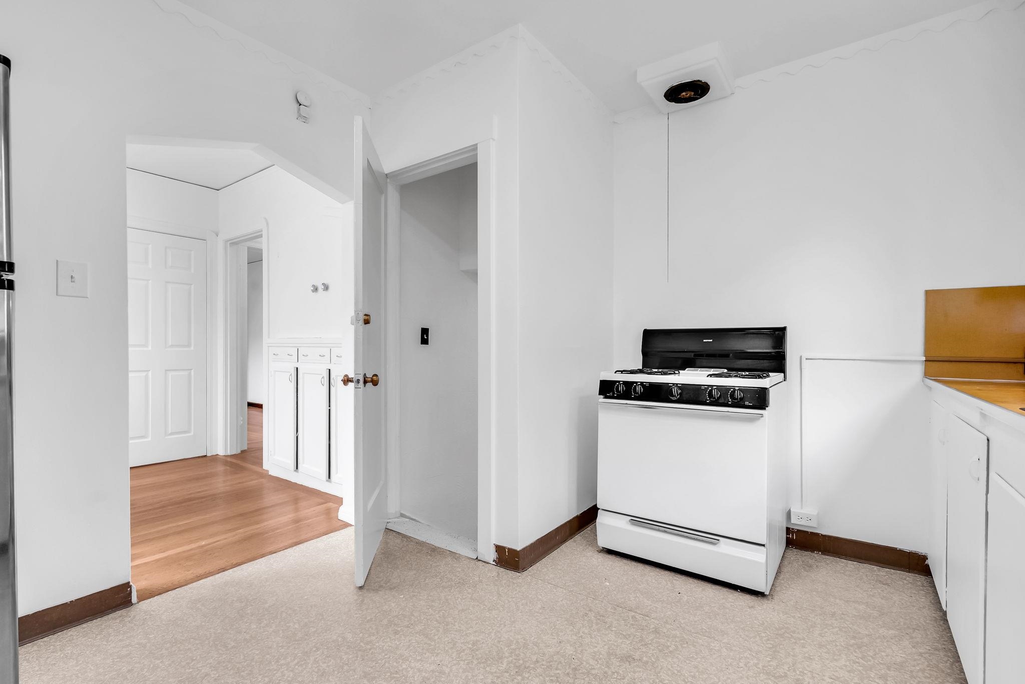 Detail Gallery Image 31 of 56 For 2340 Virginia St, Berkeley,  CA 94709 - – Beds | – Baths