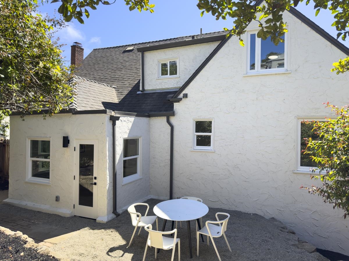 Detail Gallery Image 22 of 52 For 479 Kentucky Ave, Berkeley,  CA 94707 - 3 Beds | 2 Baths