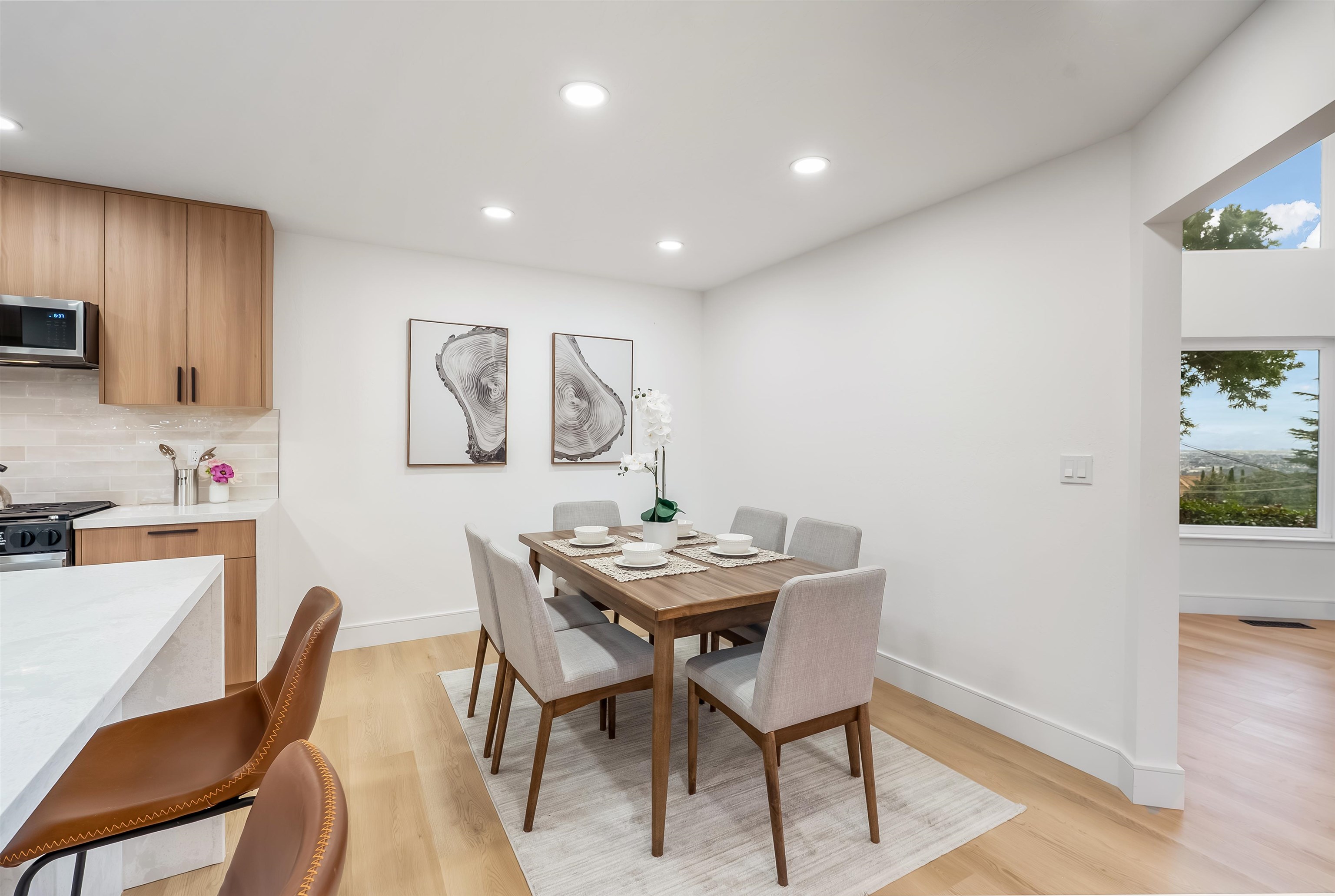 Detail Gallery Image 15 of 60 For 26373 Parkside Dr, Hayward,  CA 94542 - 4 Beds | 3/1 Baths