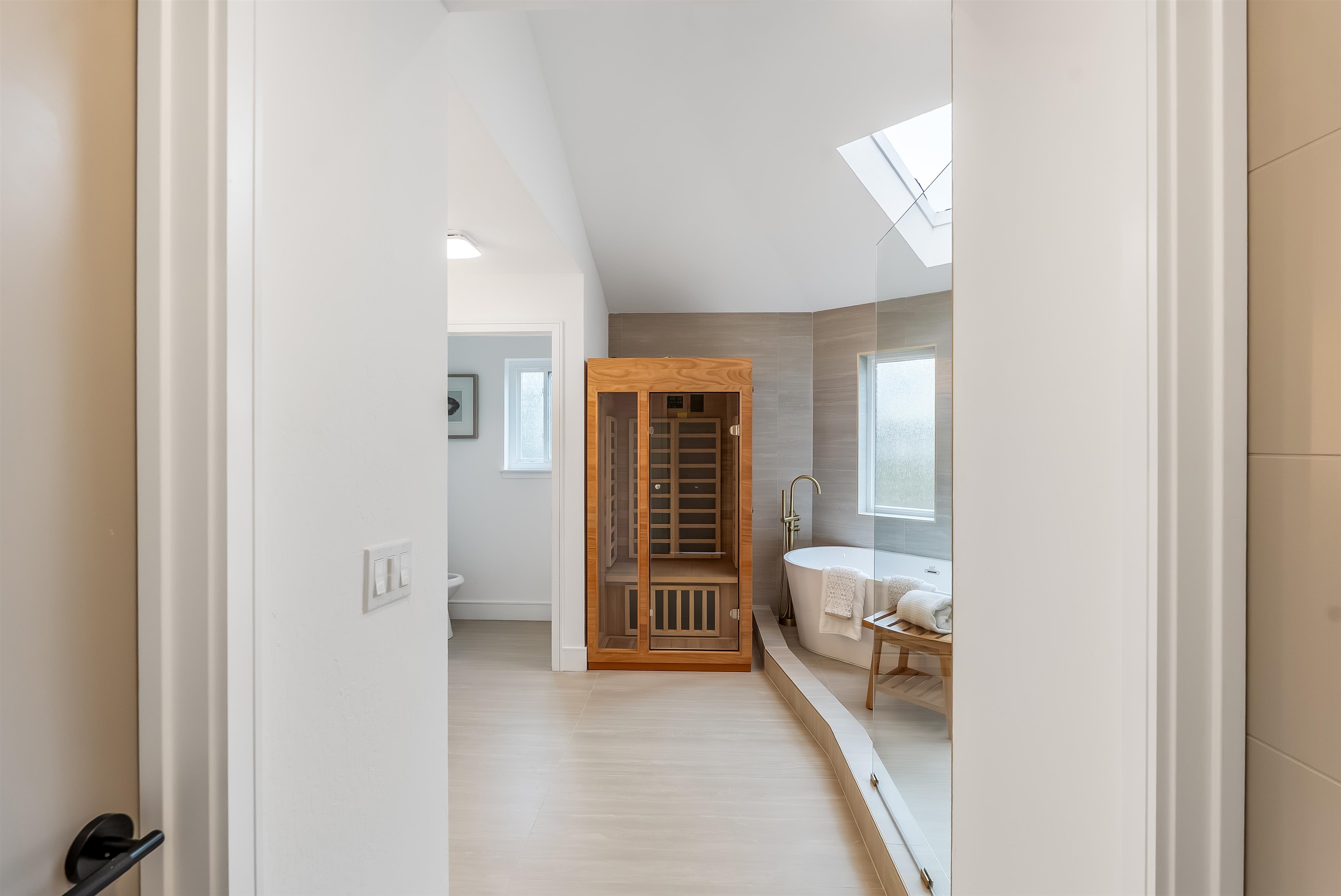 Detail Gallery Image 36 of 60 For 26373 Parkside Dr, Hayward,  CA 94542 - 4 Beds | 3/1 Baths