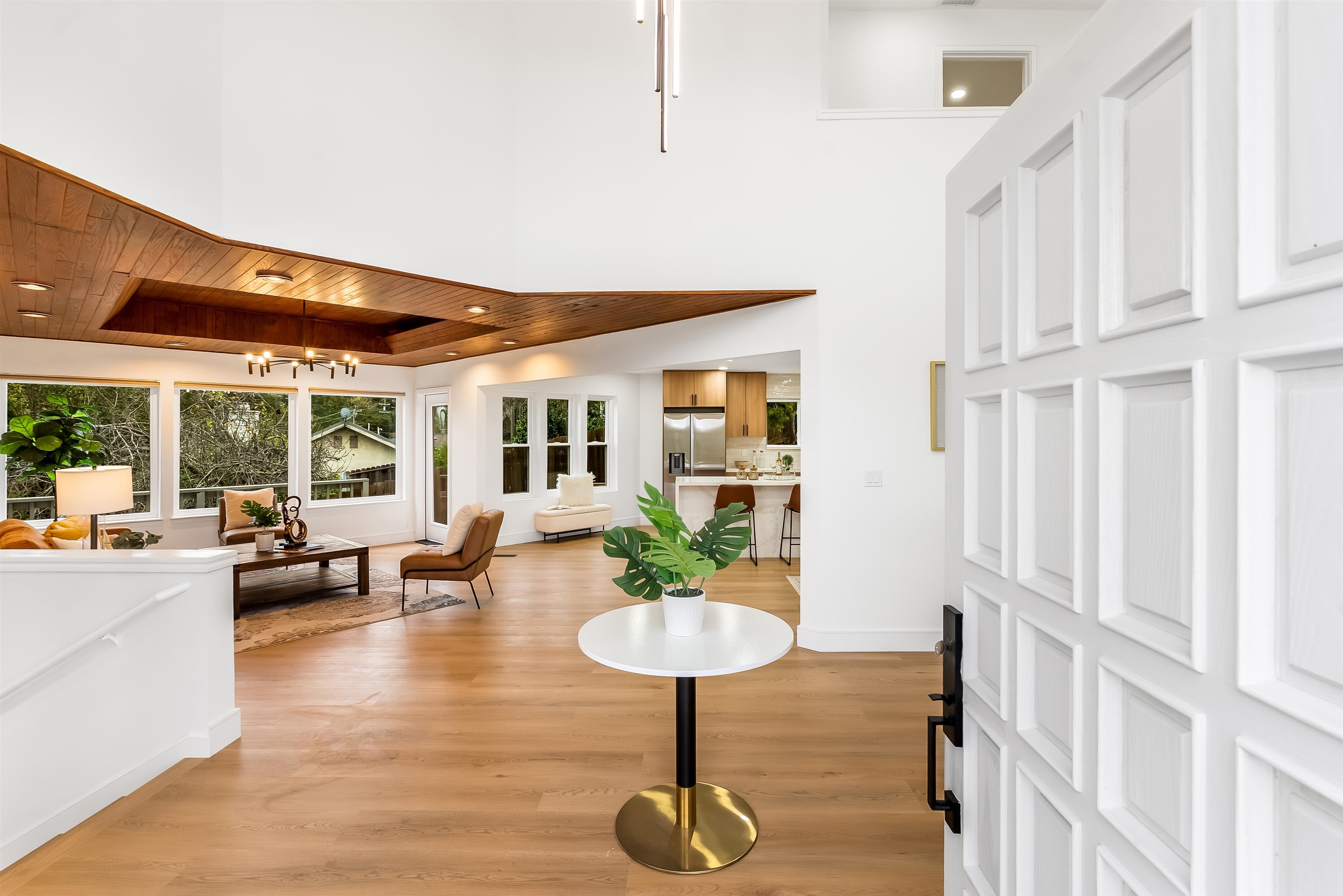 Detail Gallery Image 6 of 60 For 26373 Parkside Dr, Hayward,  CA 94542 - 4 Beds | 3/1 Baths