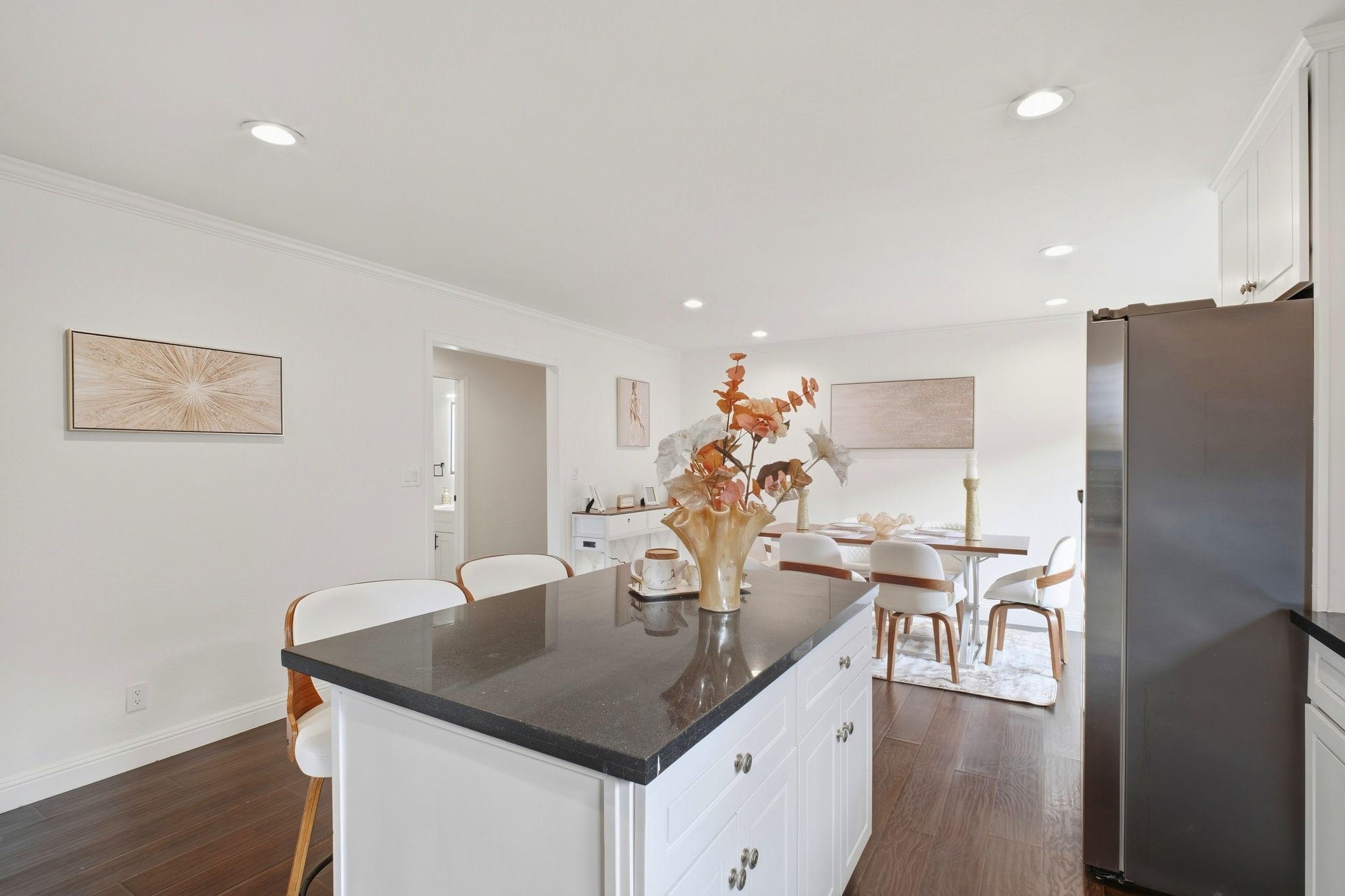 Detail Gallery Image 14 of 32 For 3247 Revere Ave, Oakland,  CA 94605 - 3 Beds | 2 Baths