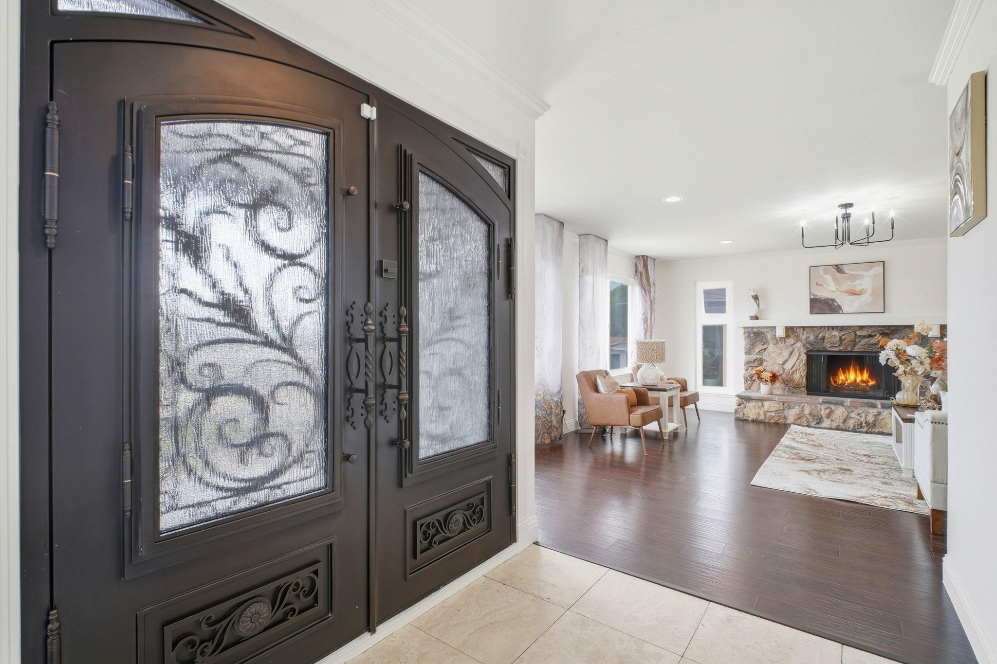 Detail Gallery Image 4 of 32 For 3247 Revere Ave, Oakland,  CA 94605 - 3 Beds | 2 Baths