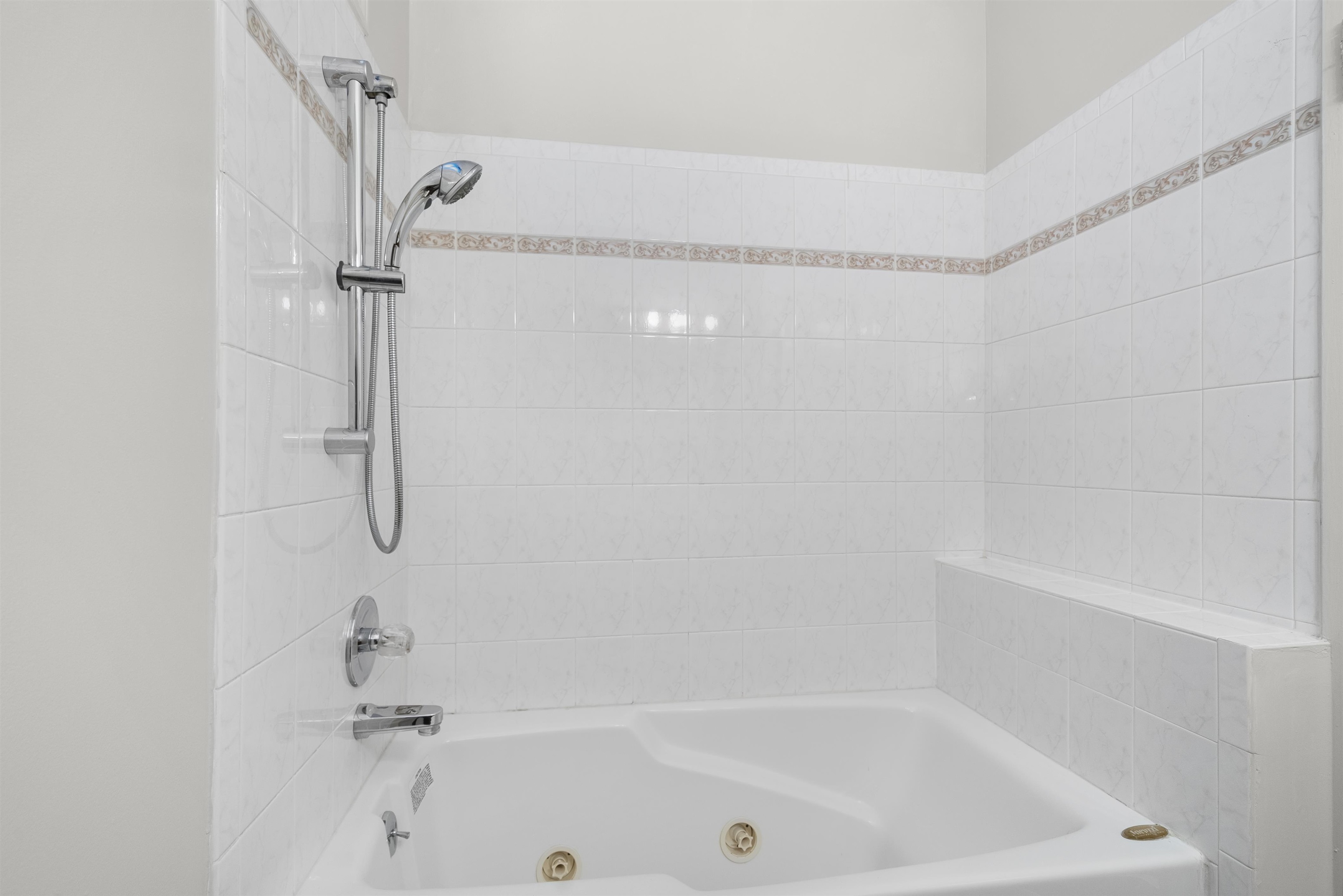 Detail Gallery Image 20 of 40 For 168 Laura St, San Francisco,  CA 94112 - 2 Beds | 2 Baths