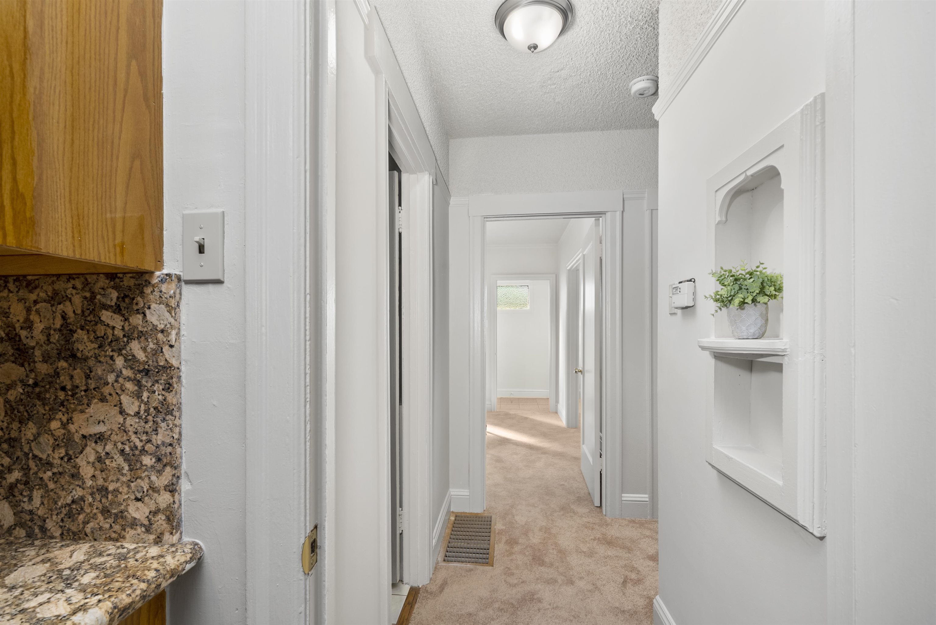 Detail Gallery Image 22 of 40 For 168 Laura St, San Francisco,  CA 94112 - 2 Beds | 2 Baths