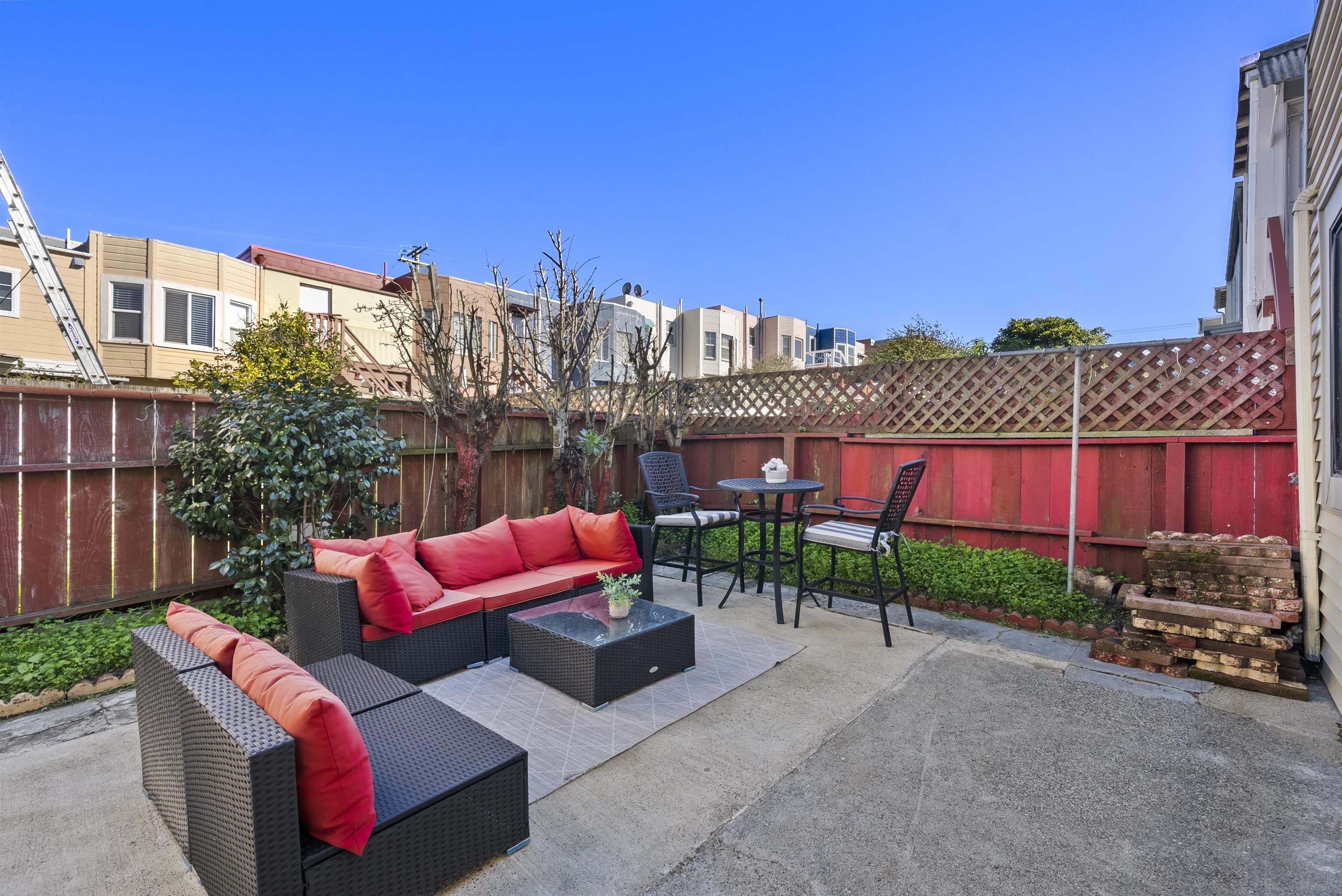 Detail Gallery Image 28 of 40 For 168 Laura St, San Francisco,  CA 94112 - 2 Beds | 2 Baths