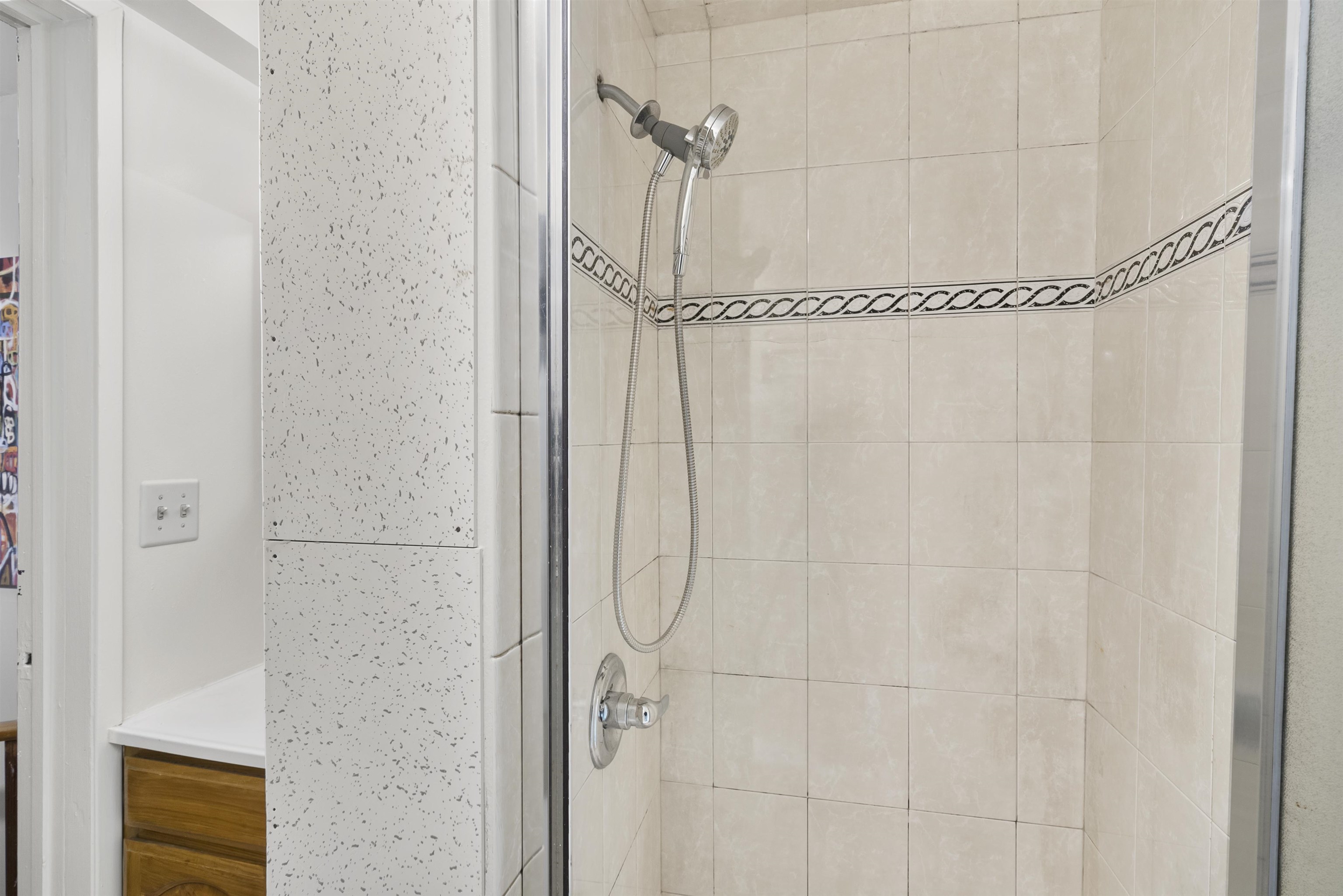 Detail Gallery Image 36 of 40 For 168 Laura St, San Francisco,  CA 94112 - 2 Beds | 2 Baths