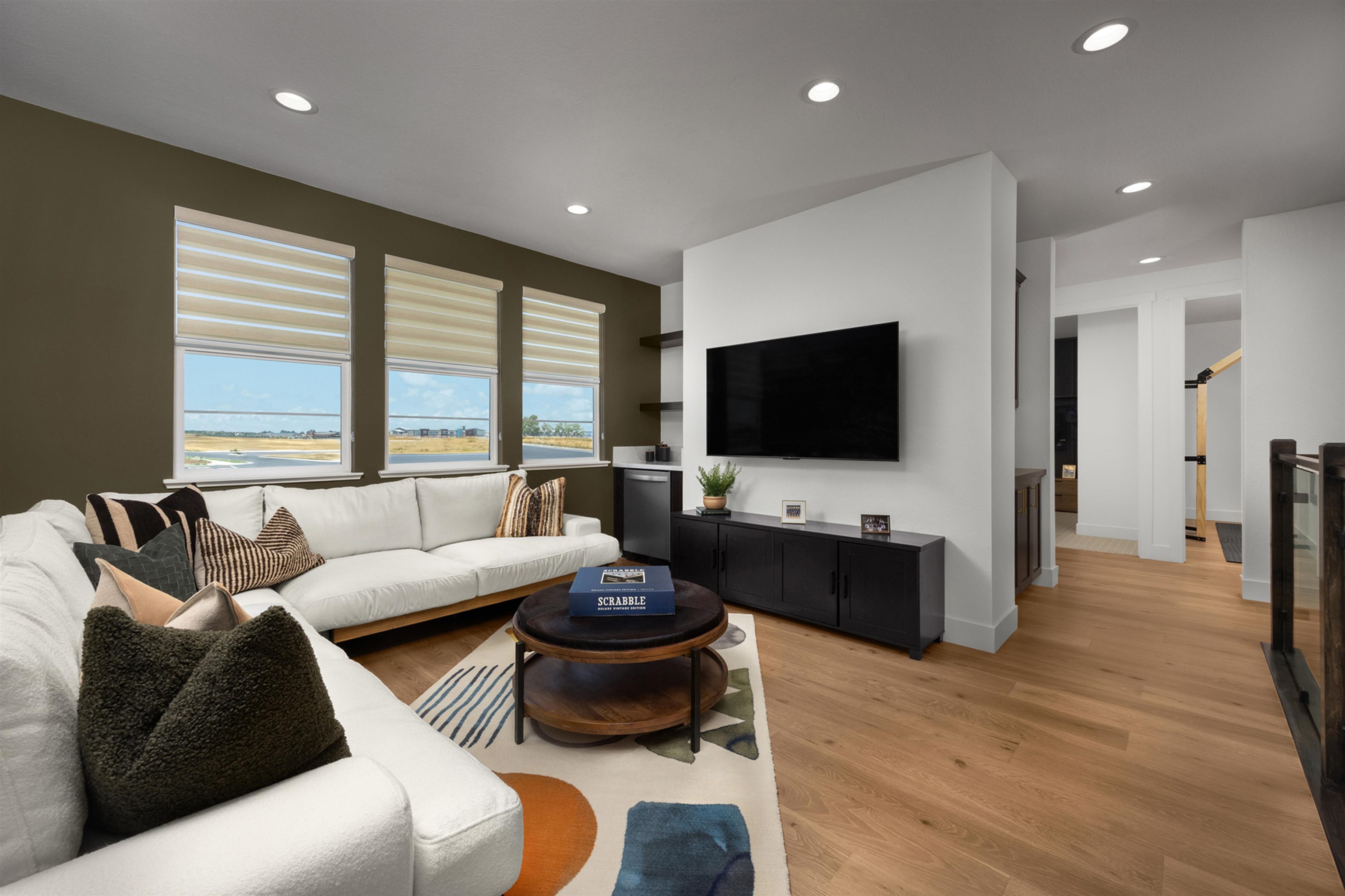 Detail Gallery Image 7 of 15 For 17032 Aldergrove Court, Lathrop,  CA 95330 - 5 Beds | 4/1 Baths