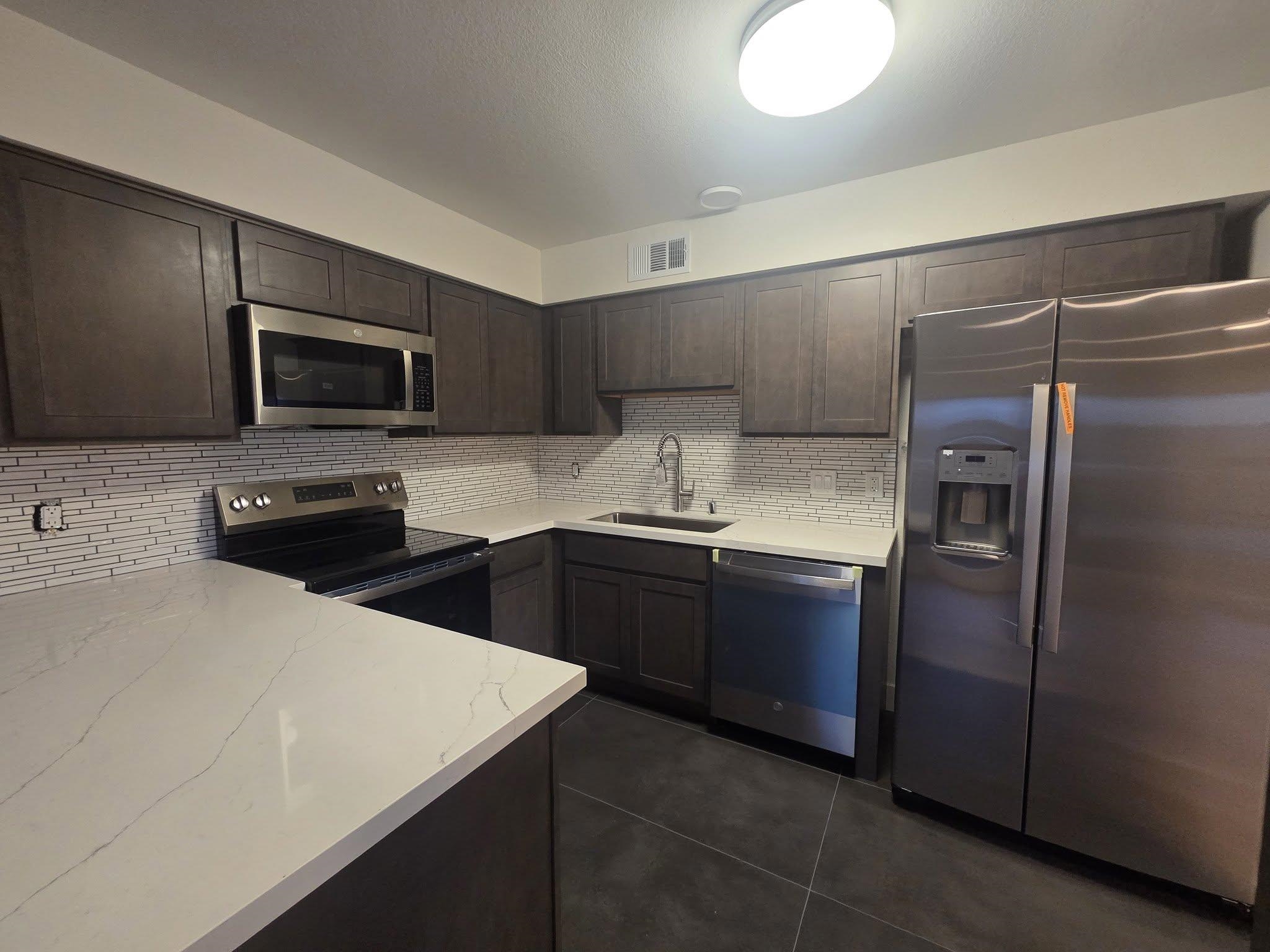 Detail Gallery Image 10 of 19 For 1007 Bluebell Dr #C,  Livermore,  CA 94551-1331 - 2 Beds | 2 Baths