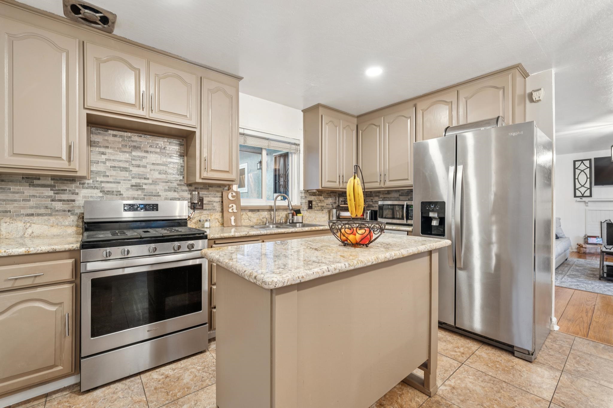 Detail Gallery Image 17 of 60 For 26848 Eldridge Ave, Hayward,  CA 94544 - 3 Beds | 2 Baths