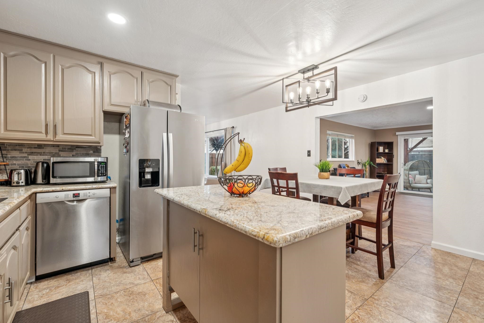 Detail Gallery Image 18 of 60 For 26848 Eldridge Ave, Hayward,  CA 94544 - 3 Beds | 2 Baths