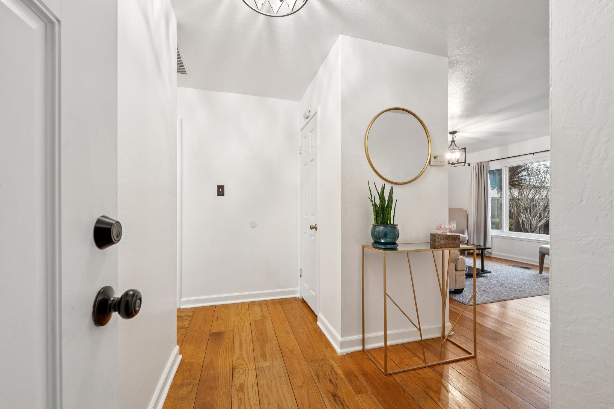 Detail Gallery Image 4 of 60 For 26848 Eldridge Ave, Hayward,  CA 94544 - 3 Beds | 2 Baths