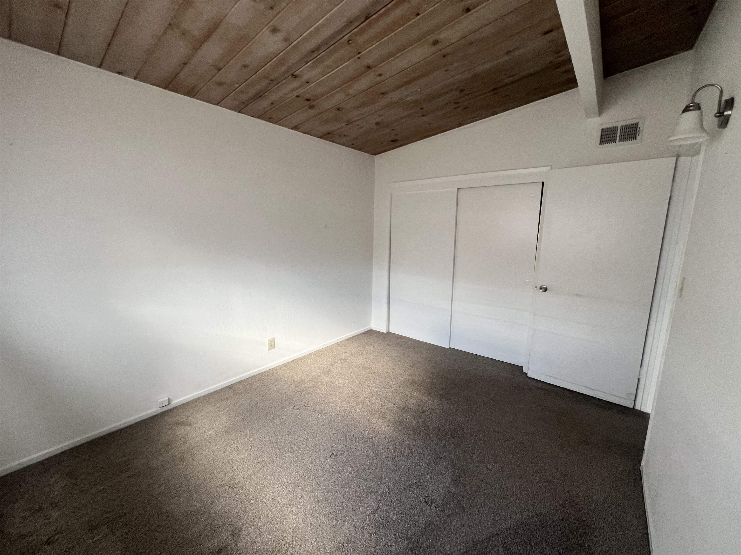 Detail Gallery Image 20 of 34 For Rose Avenue, Pleasanton,  CA 94566 - 2 Beds | 1 Baths