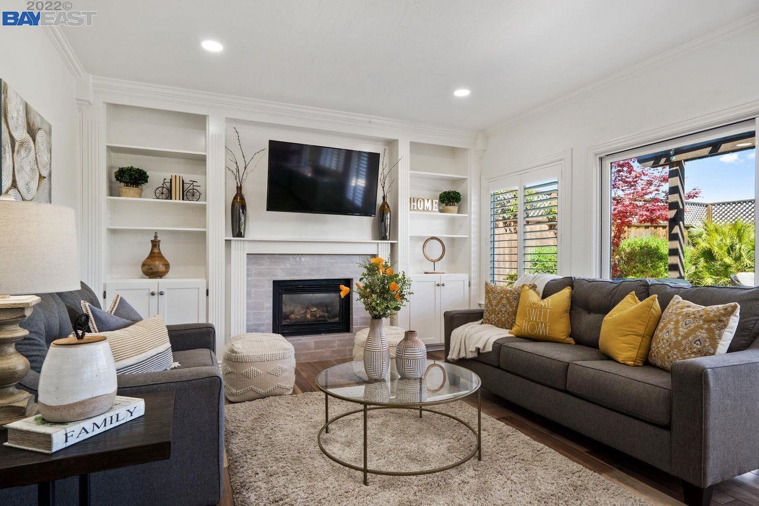 Detail Gallery Image 6 of 36 For 4563 Gatetree Cir, Pleasanton,  CA 94566 - 4 Beds | 3/1 Baths