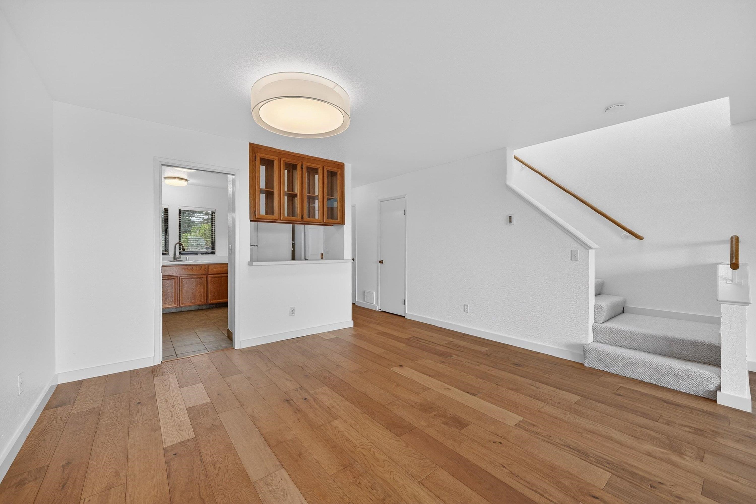 Detail Gallery Image 14 of 51 For 155 Headlands Ct, Sausalito,  CA 94965 - 2 Beds | 2/1 Baths