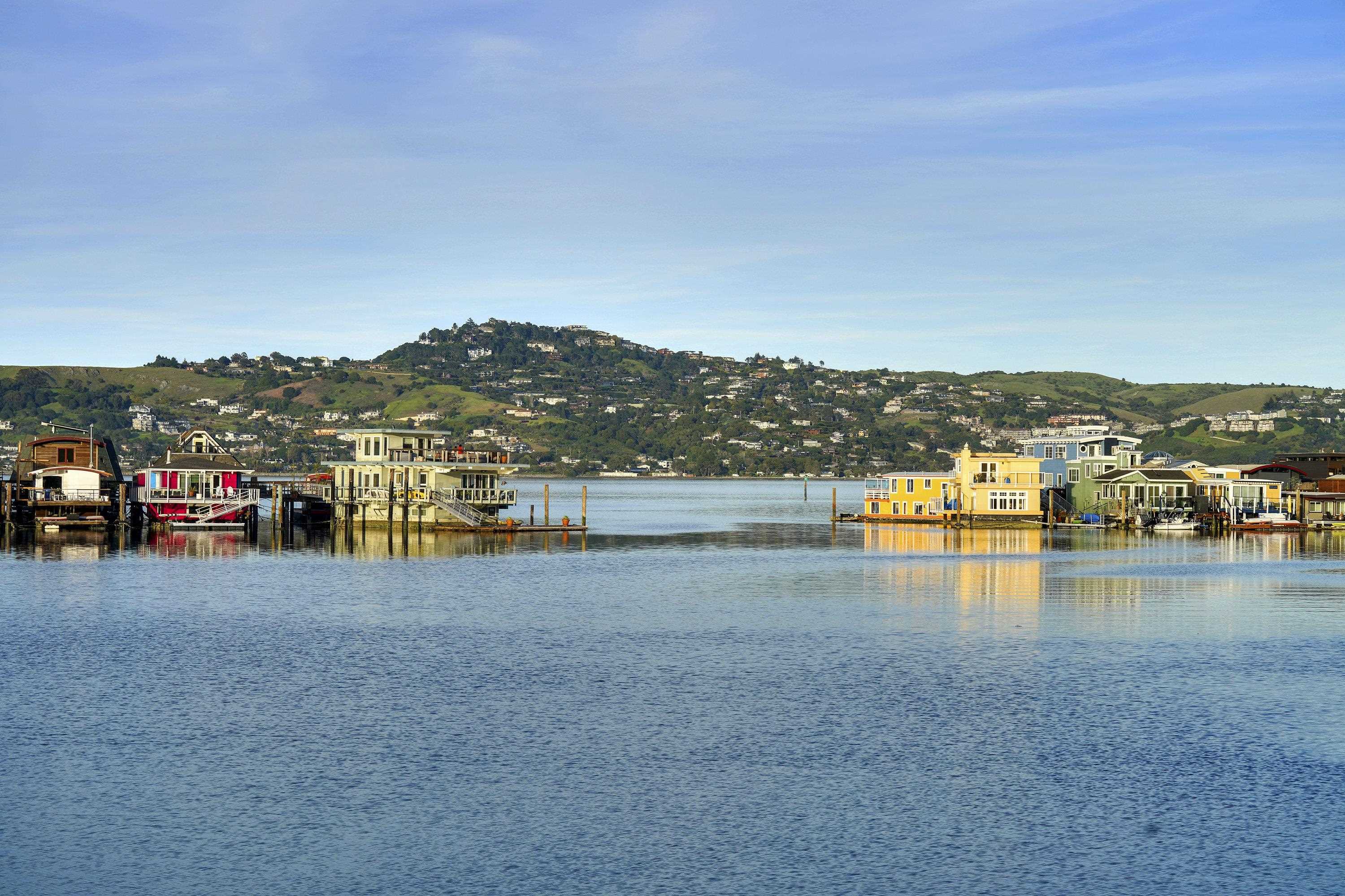 Detail Gallery Image 51 of 51 For 155 Headlands Ct, Sausalito,  CA 94965 - 2 Beds | 2/1 Baths