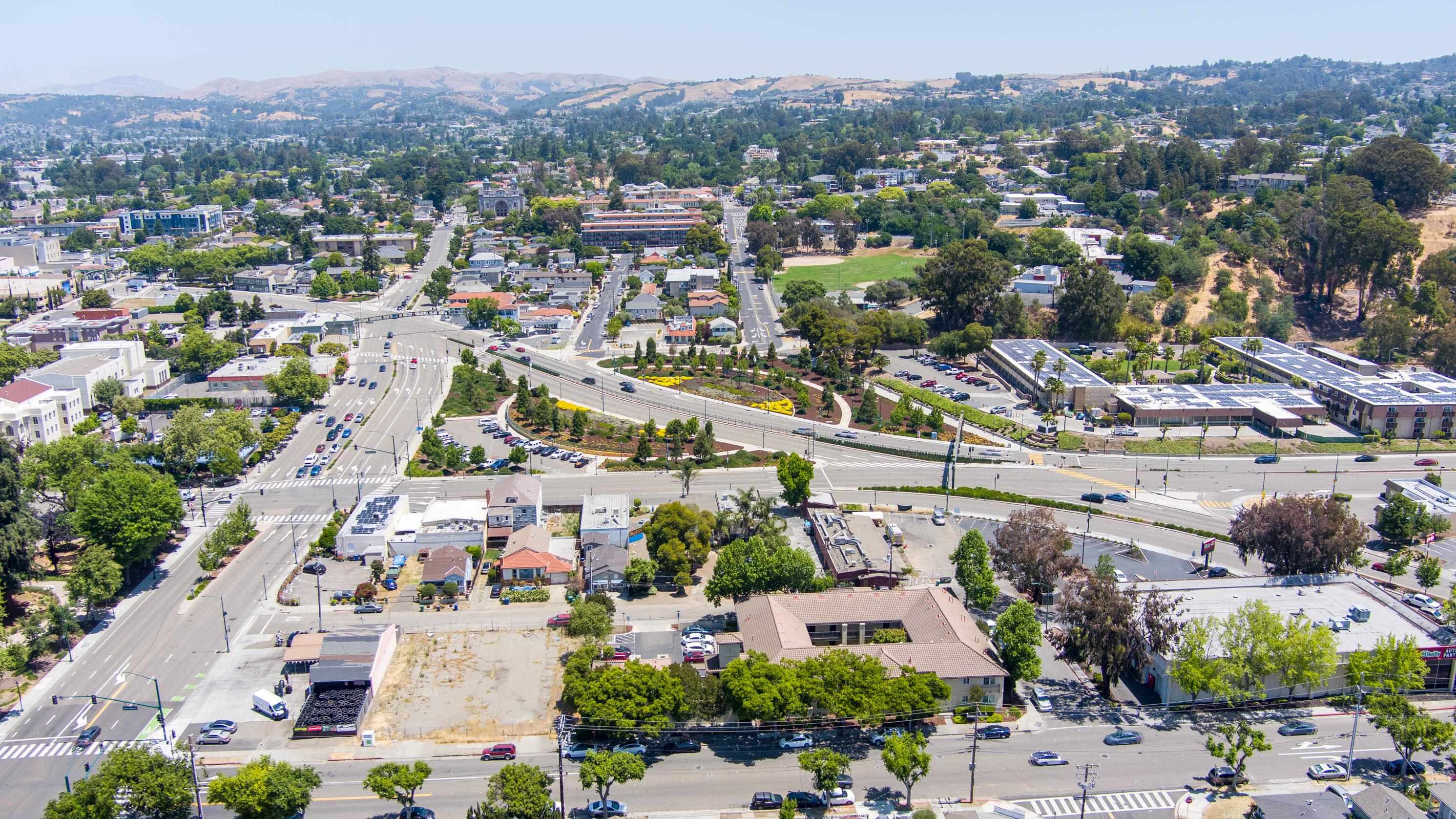 Detail Gallery Image 32 of 57 For 640 Plaza Pl, Hayward,  CA 94541 - 3 Beds | 2 Baths