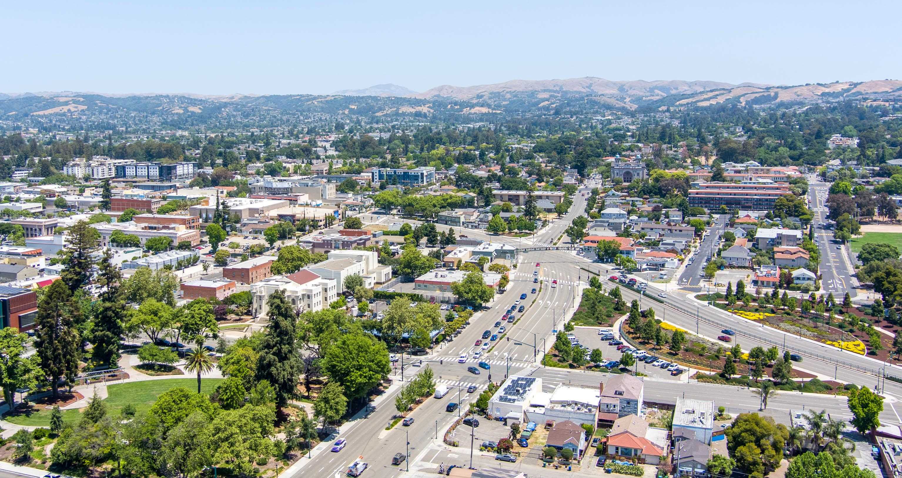 Detail Gallery Image 33 of 57 For 640 Plaza Pl, Hayward,  CA 94541 - 3 Beds | 2 Baths