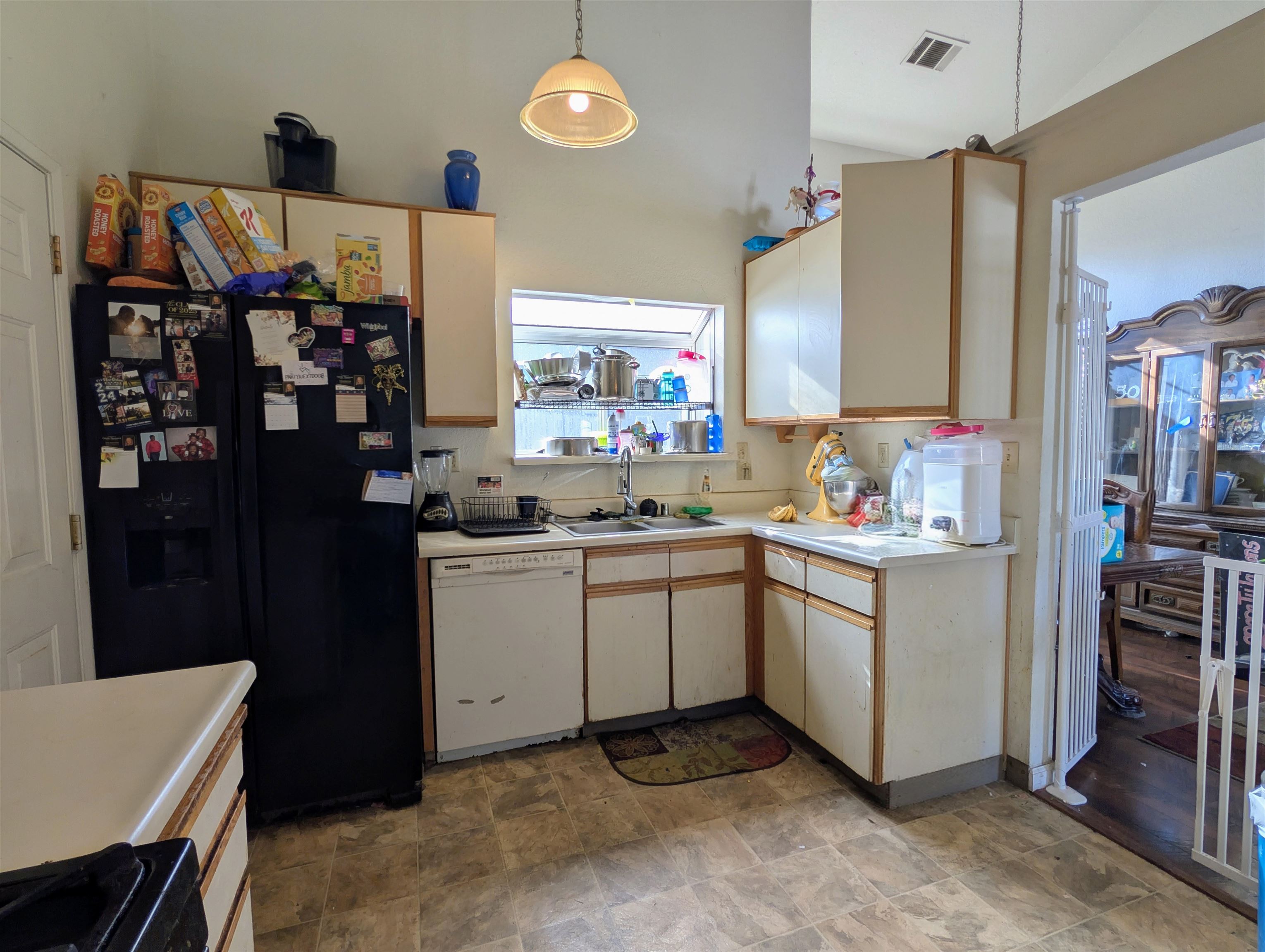 Detail Gallery Image 5 of 14 For 1765 Delta Meadows Way, Oakley,  CA 94561 - 3 Beds | 2 Baths