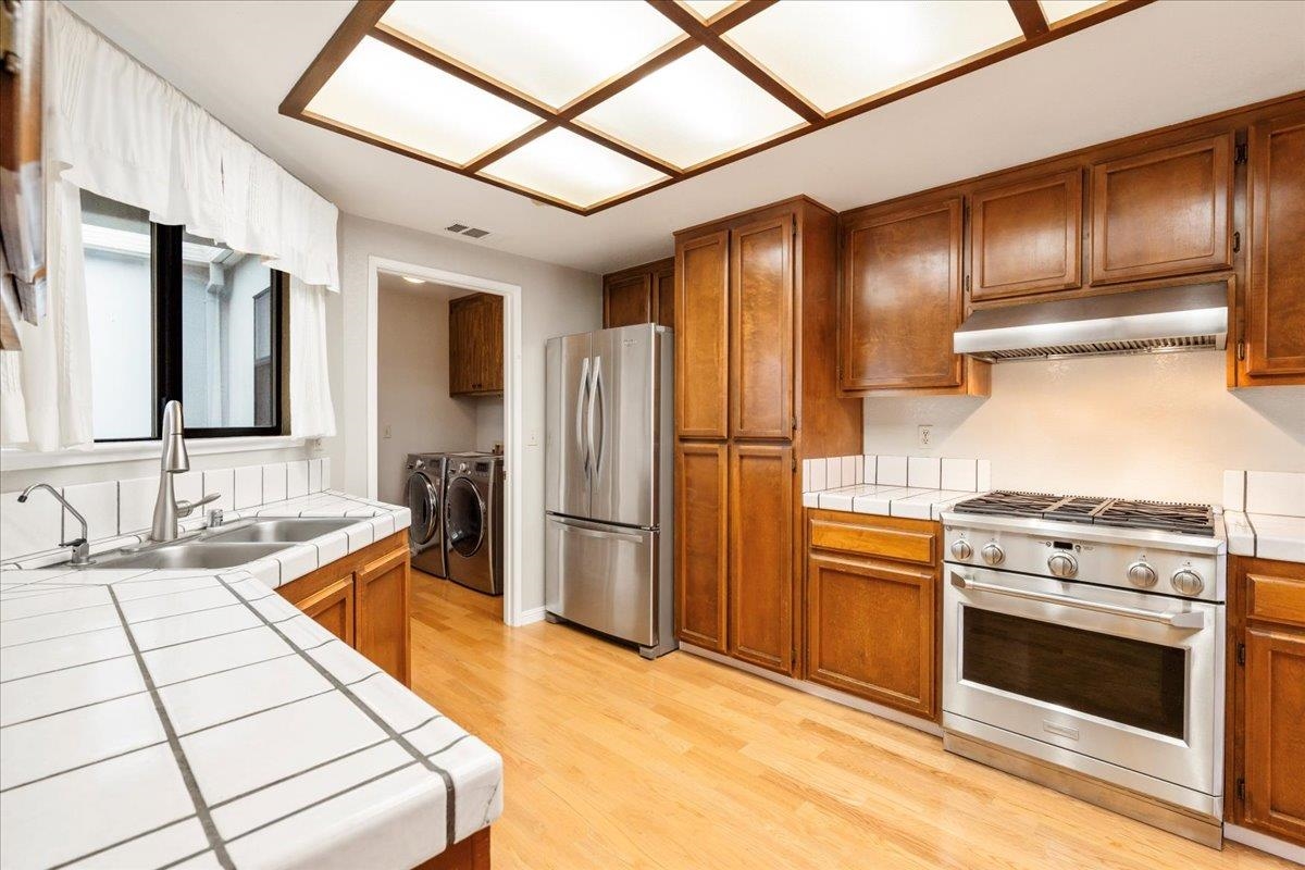 Detail Gallery Image 6 of 17 For 2321 Sand Point Ct, Discovery Bay,  CA 94505 - 3 Beds | 2 Baths