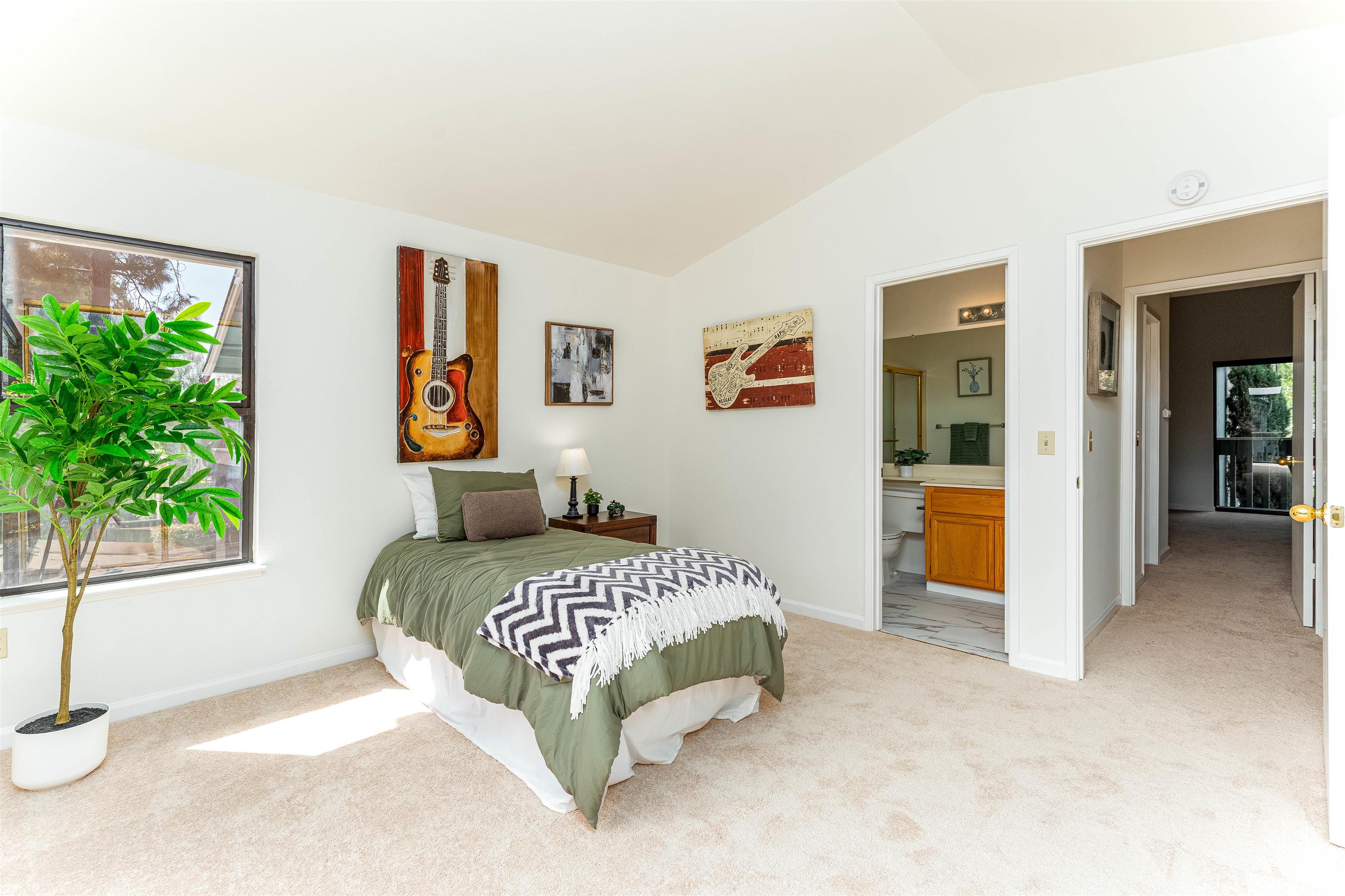 Photo #21: 41120115 Listing: Photo #21