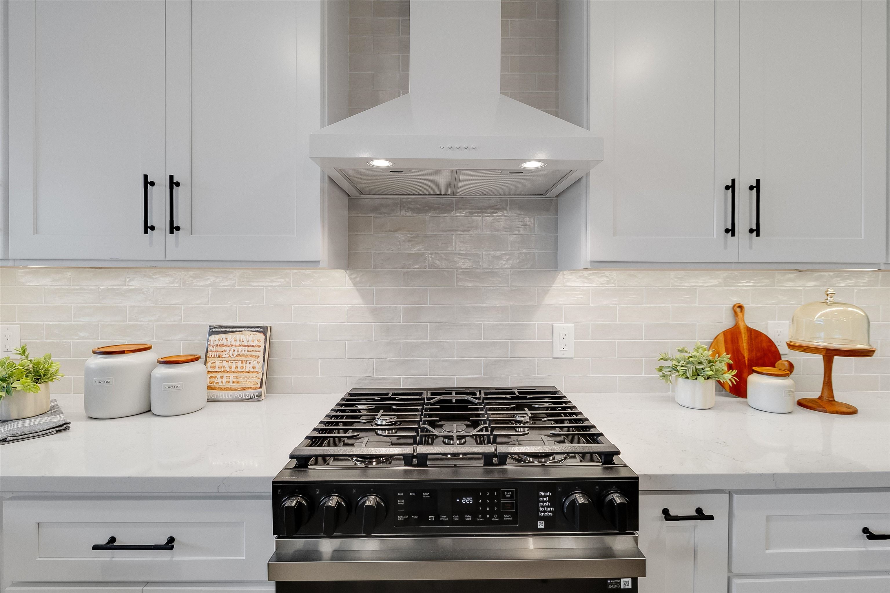 Detail Gallery Image 16 of 55 For 438 Harding Ave, Livermore,  CA 94550 - 4 Beds | 2 Baths