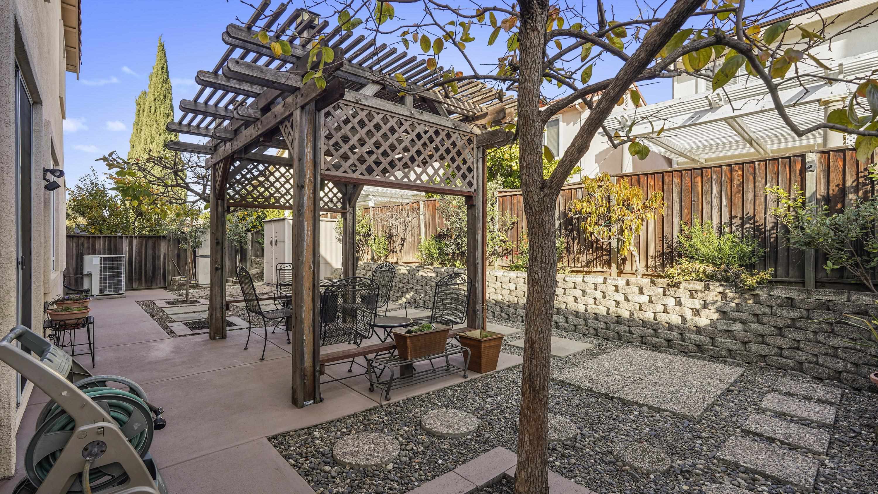 Detail Gallery Image 41 of 47 For 1388 Four Oaks Rd, San Jose,  CA 95131 - 5 Beds | 3 Baths