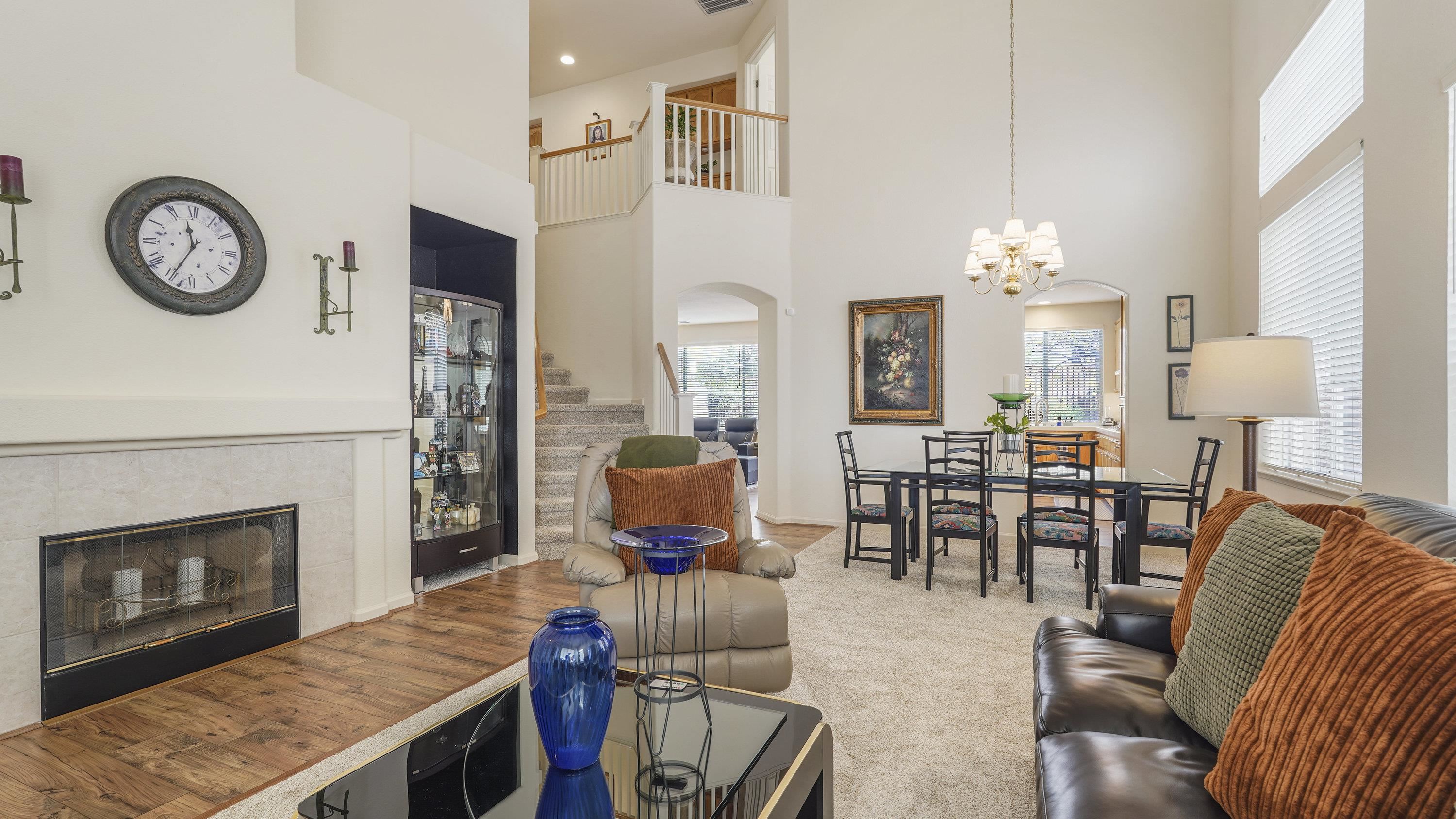 Detail Gallery Image 9 of 47 For 1388 Four Oaks Rd, San Jose,  CA 95131 - 5 Beds | 3 Baths